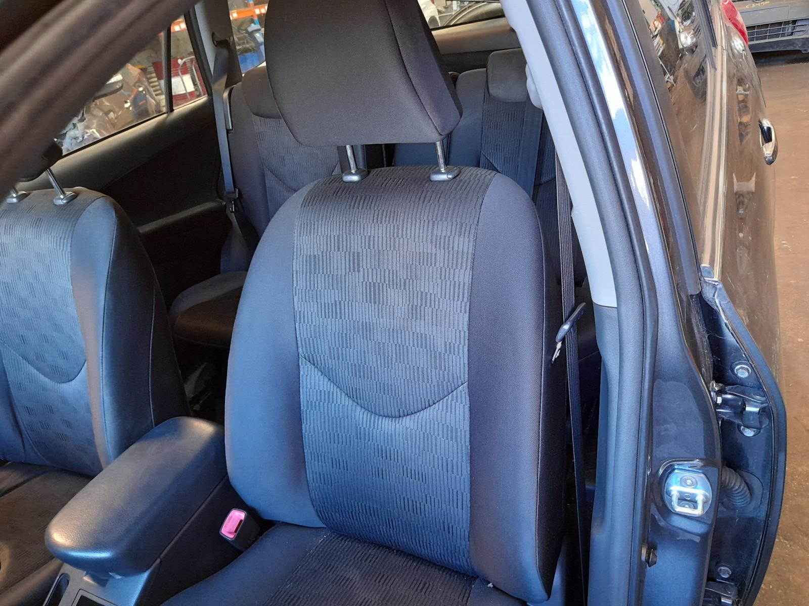 View Auto part Alternator Toyota Rav4 2012