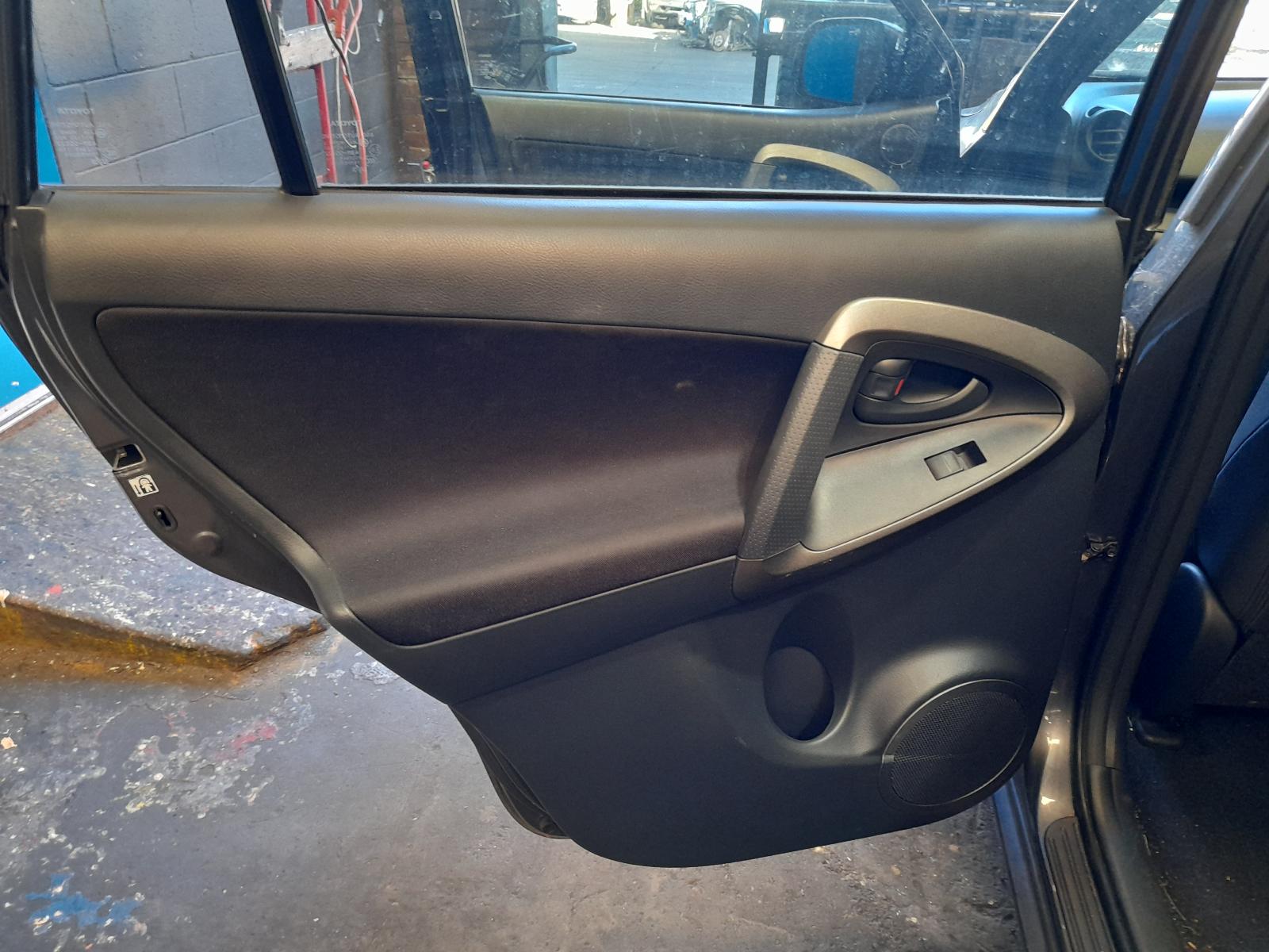 View Auto part Alternator Toyota Rav4 2012