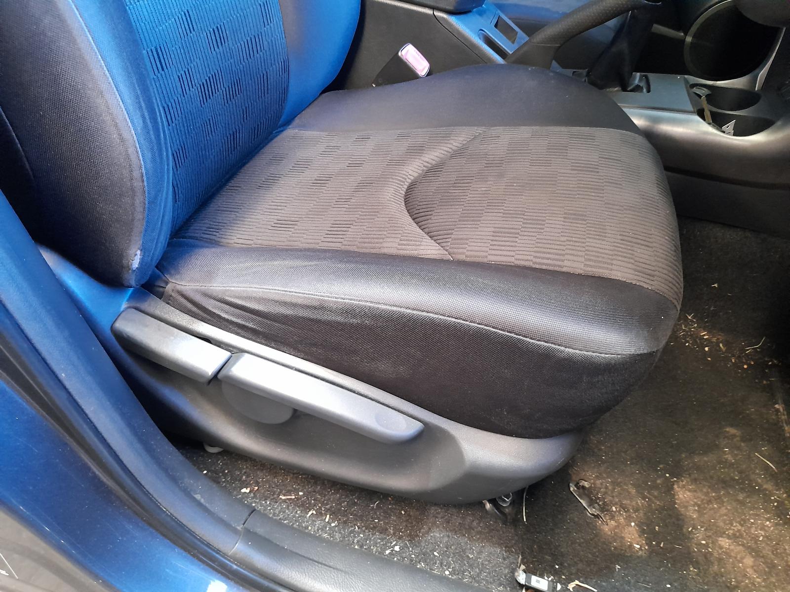 View Auto part Alternator Toyota Rav4 2012