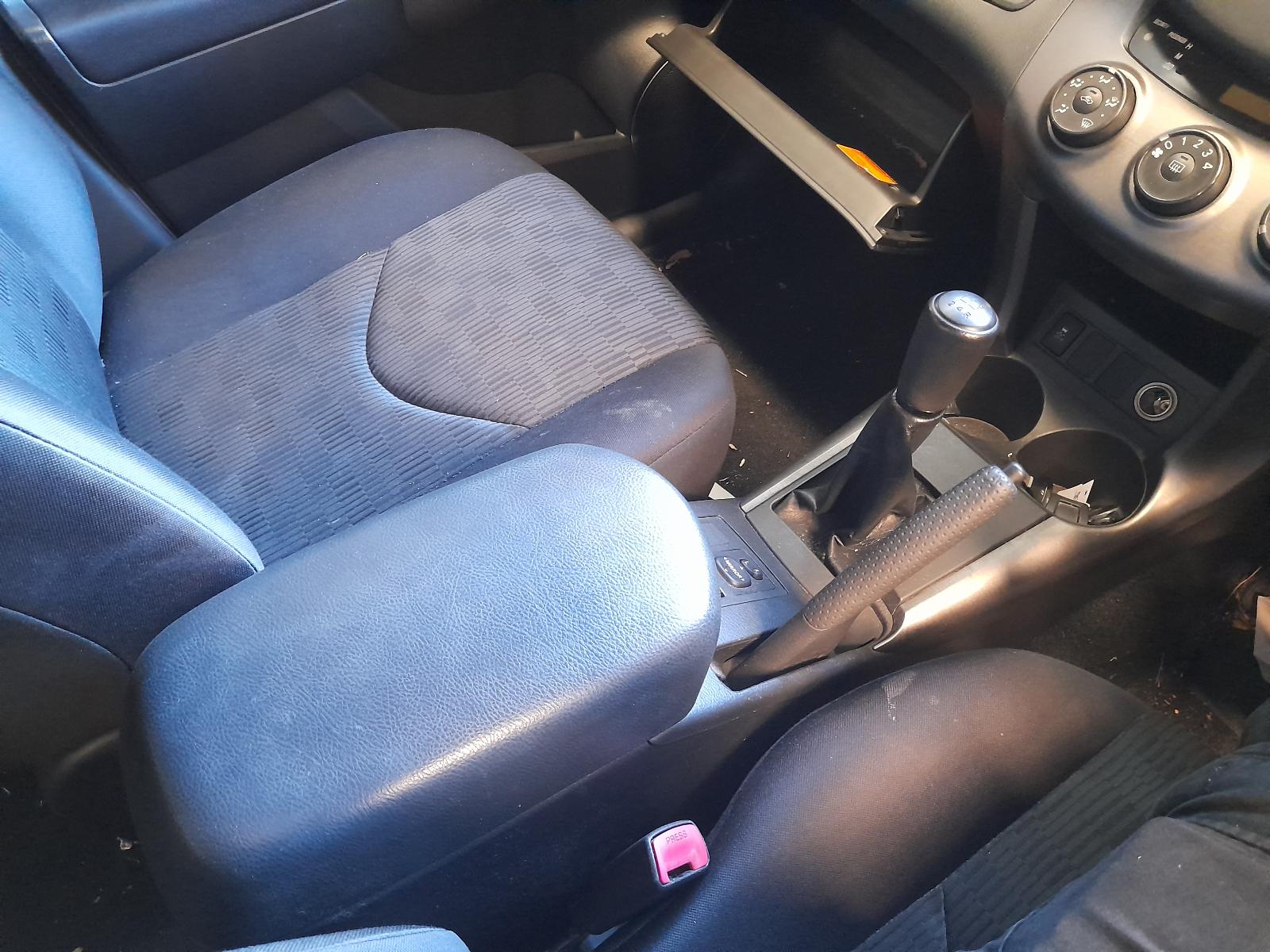 View Auto part Alternator Toyota Rav4 2012