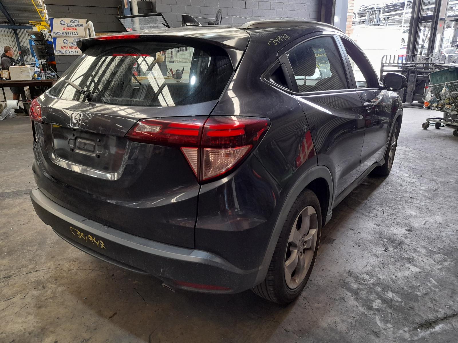 View Auto part Right Front Door Window Honda Hrv 2016