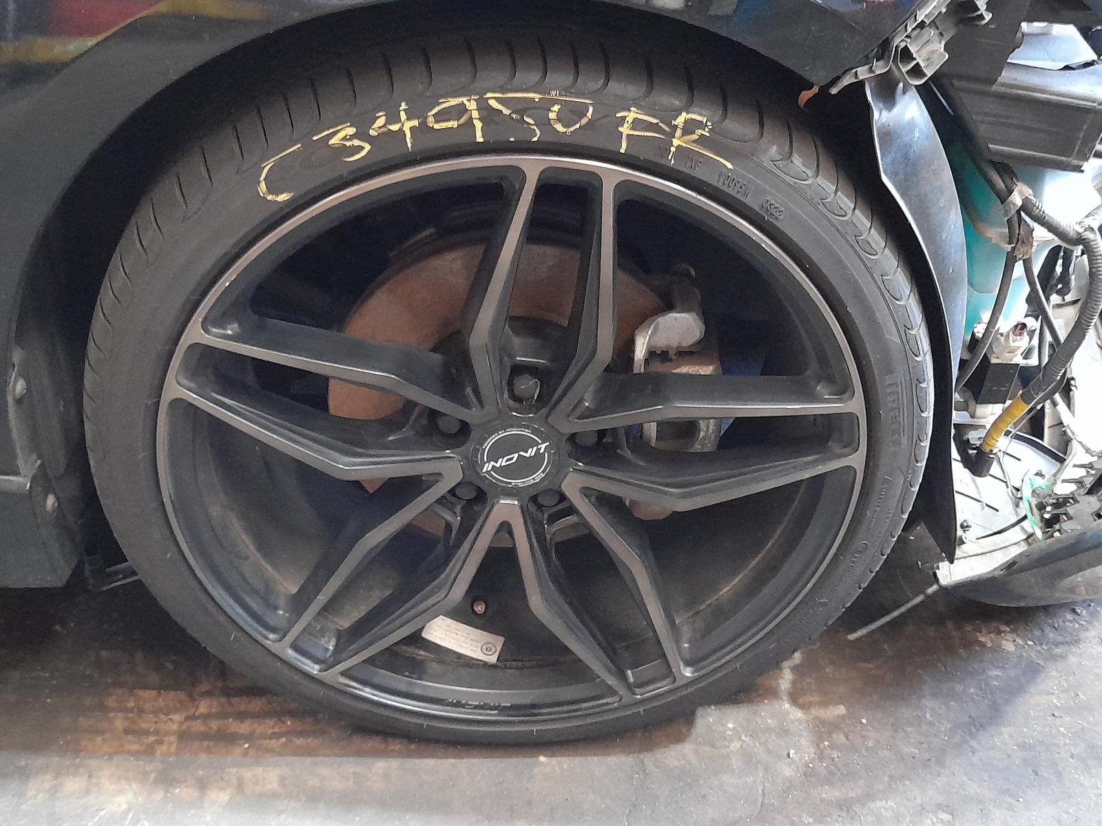 2014 Hyundai Veloster Right Indicator/Fog/Side View Auto part Right Indicator/Fog/Side Hyundai Veloster 2014