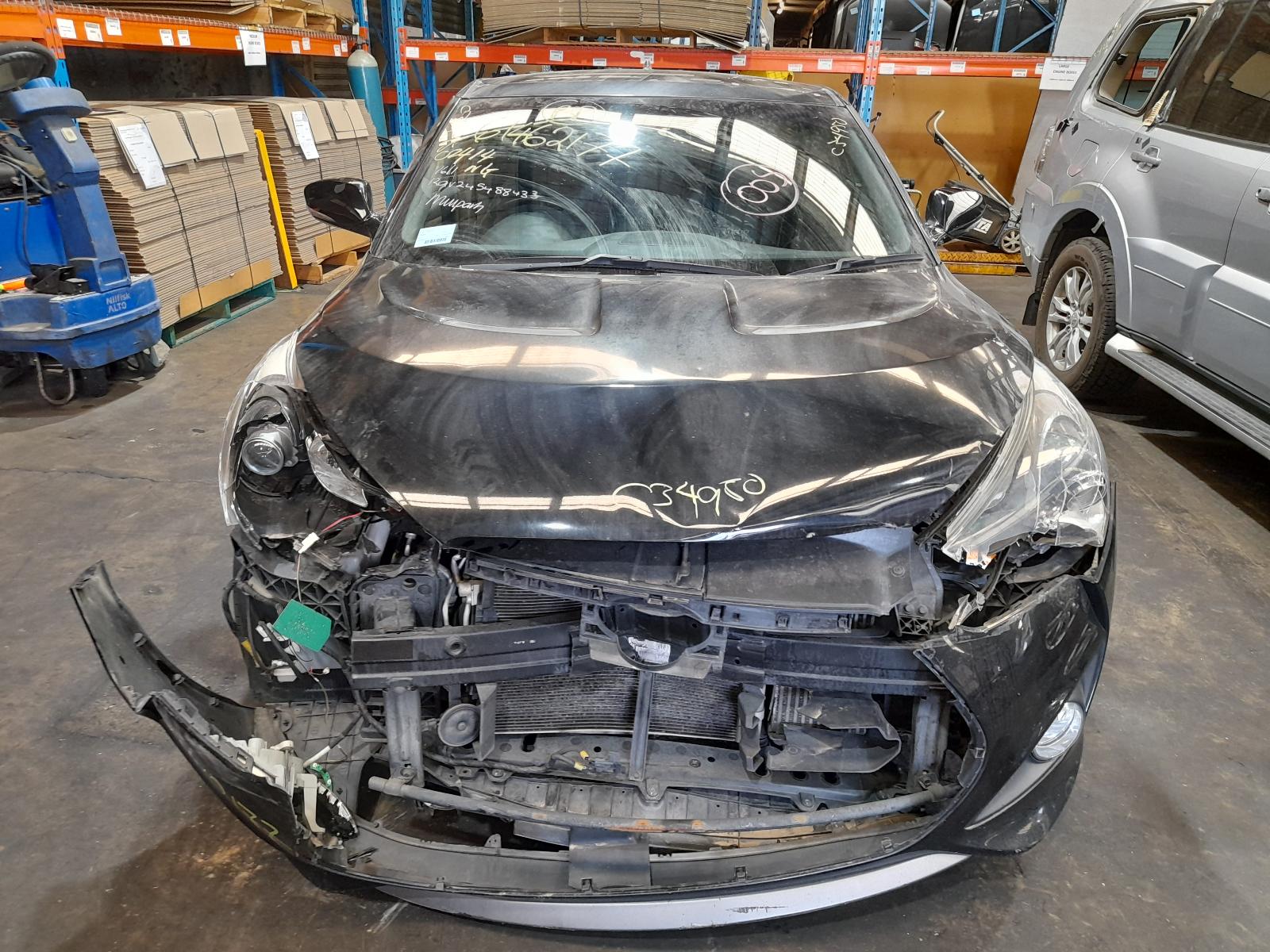 2014 Hyundai Veloster Right Indicator/Fog/Side View Auto part Right Indicator/Fog/Side Hyundai Veloster 2014