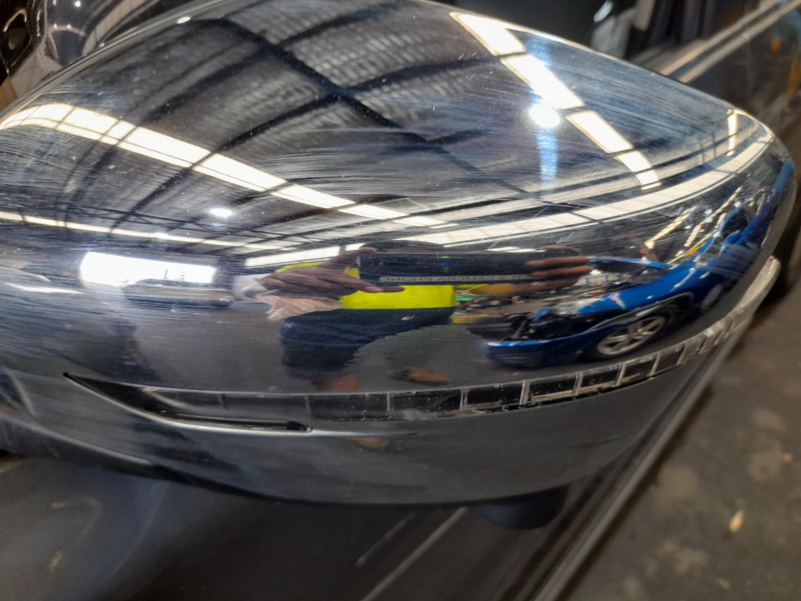 View Auto part Door/Boot/Gate Lock Nissan Navara 2018