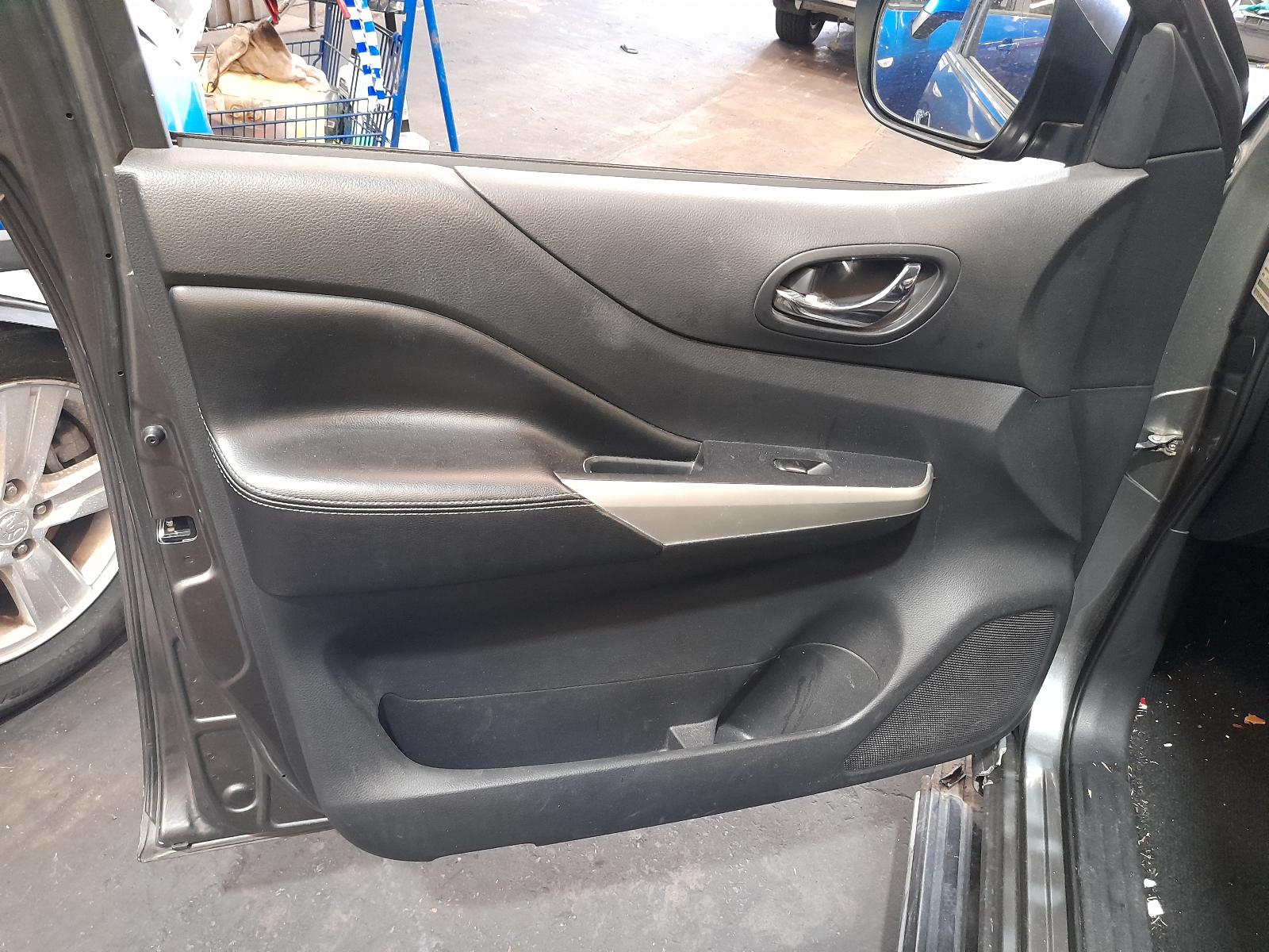 View Auto part Door/Boot/Gate Lock Nissan Navara 2018