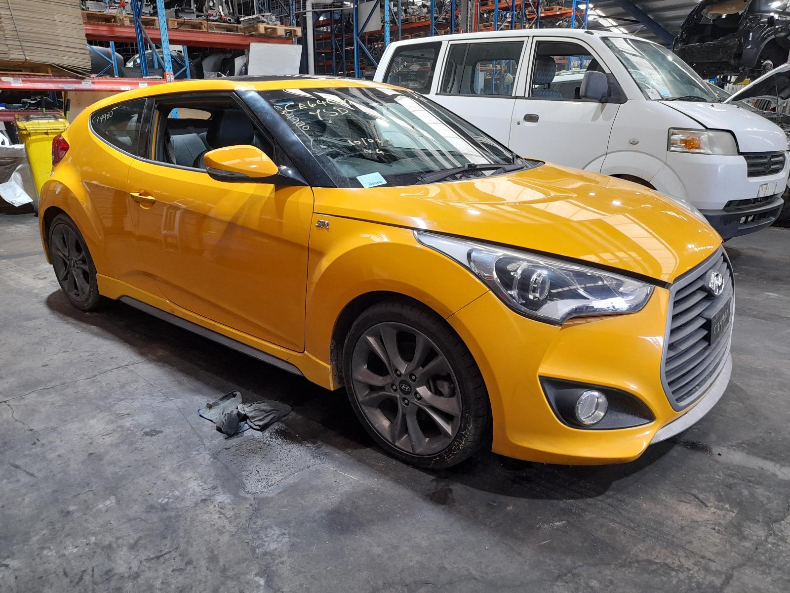 View Auto part Wiper Motor Hyundai Veloster 2015