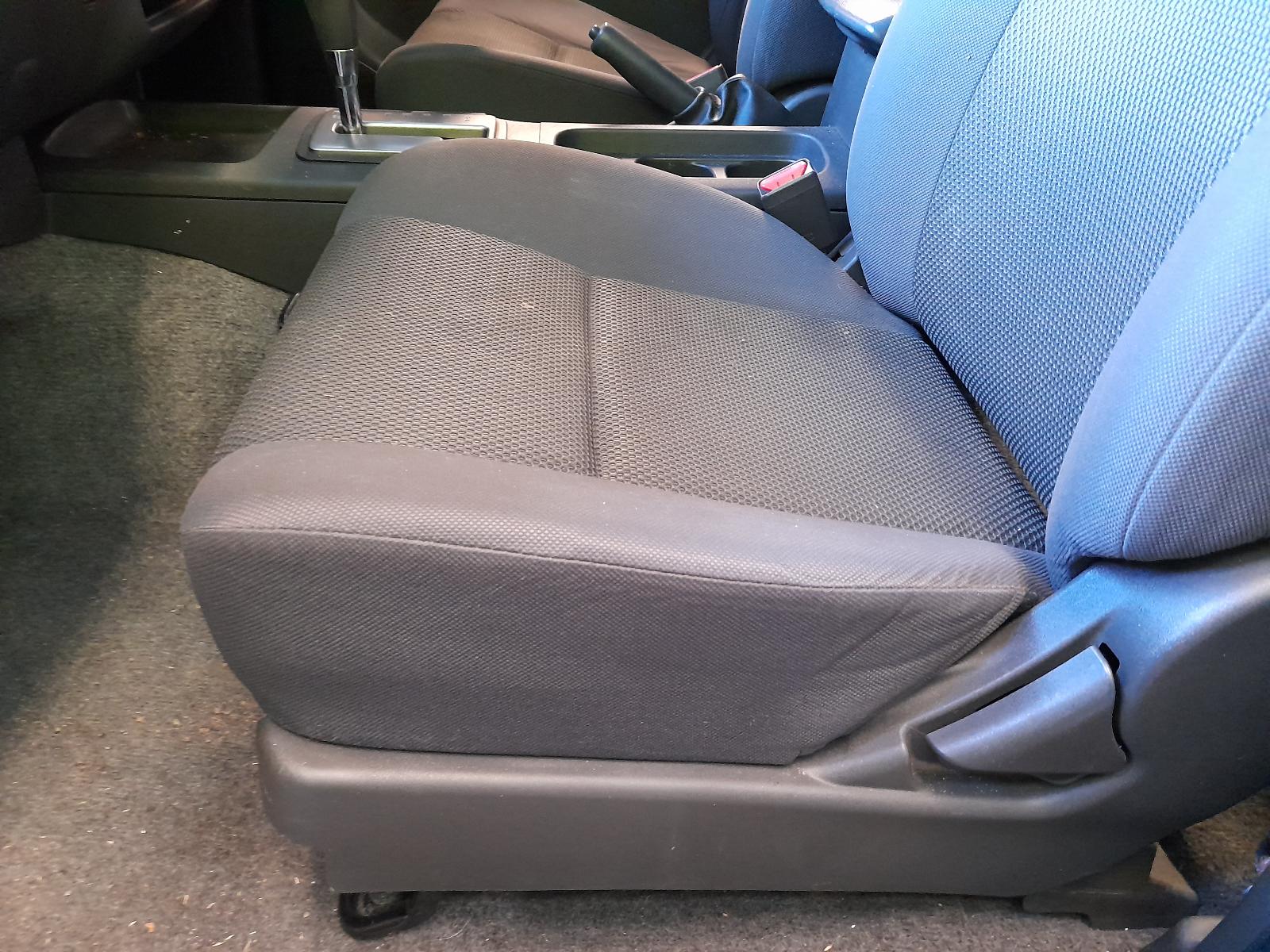 View Auto part Trans/Gearbox Nissan Navara 2010