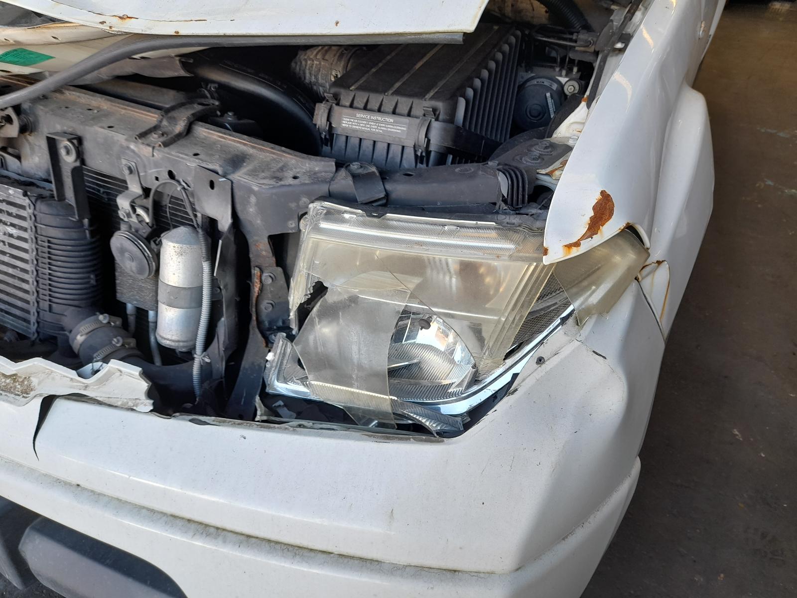 View Auto part Trans/Gearbox Nissan Navara 2010