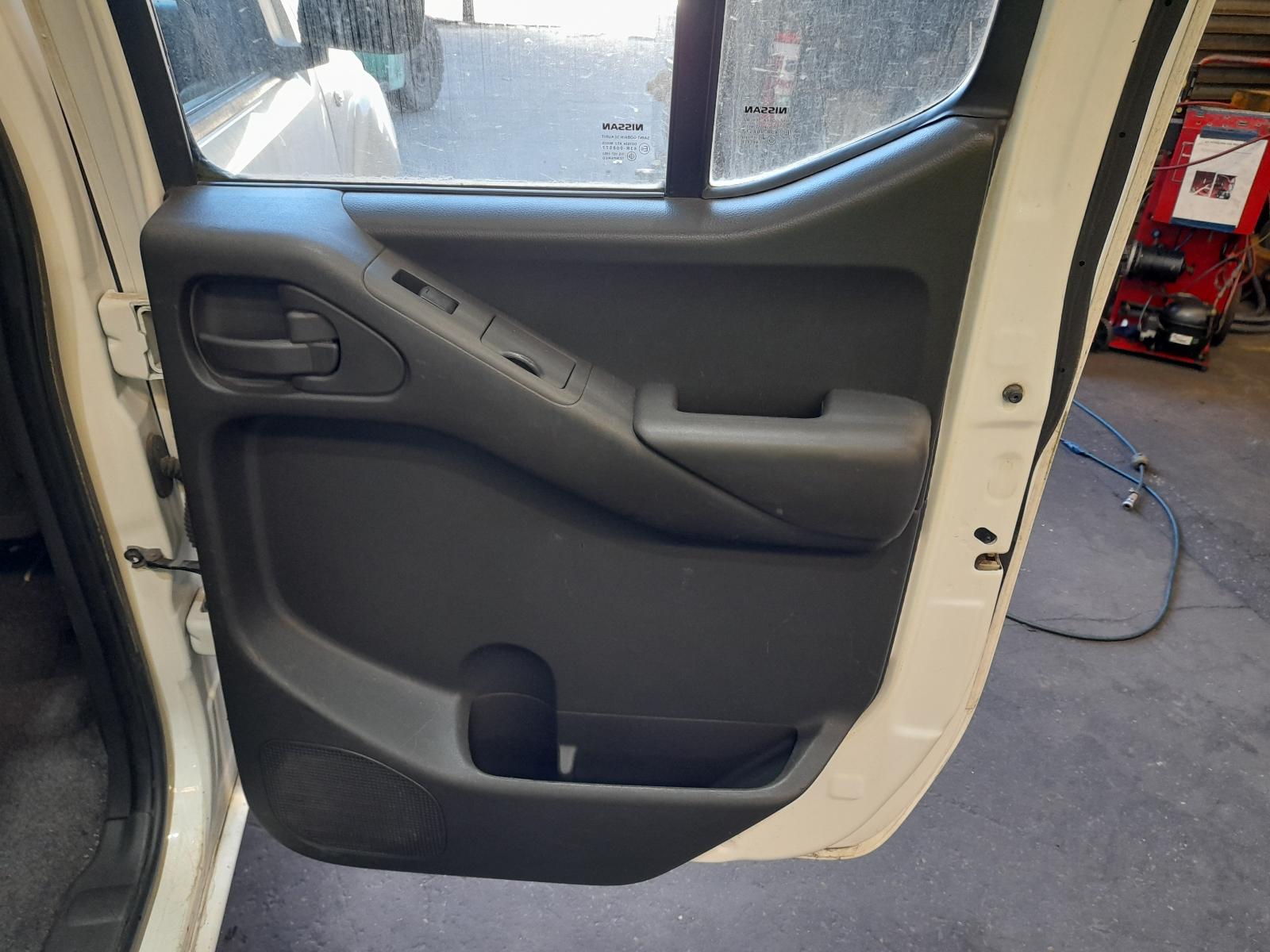 View Auto part Trans/Gearbox Nissan Navara 2010