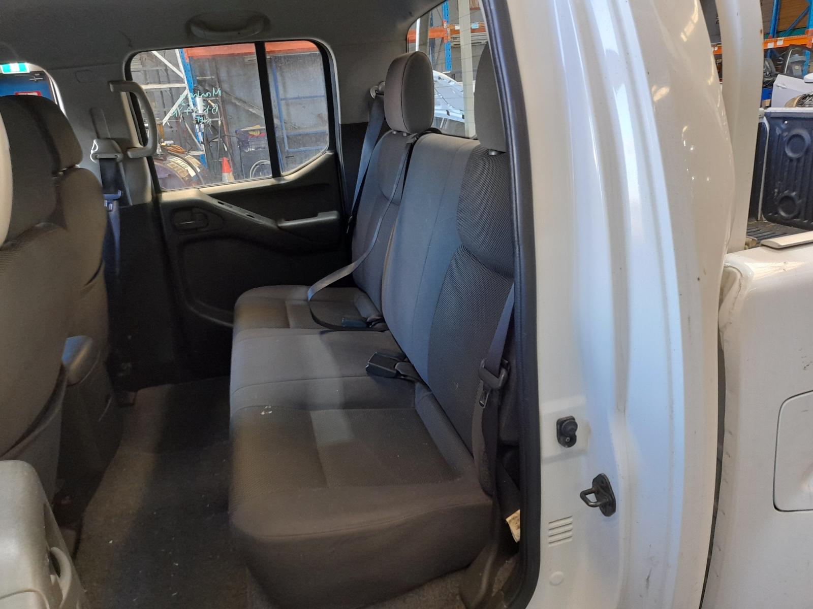 View Auto part Trans/Gearbox Nissan Navara 2010