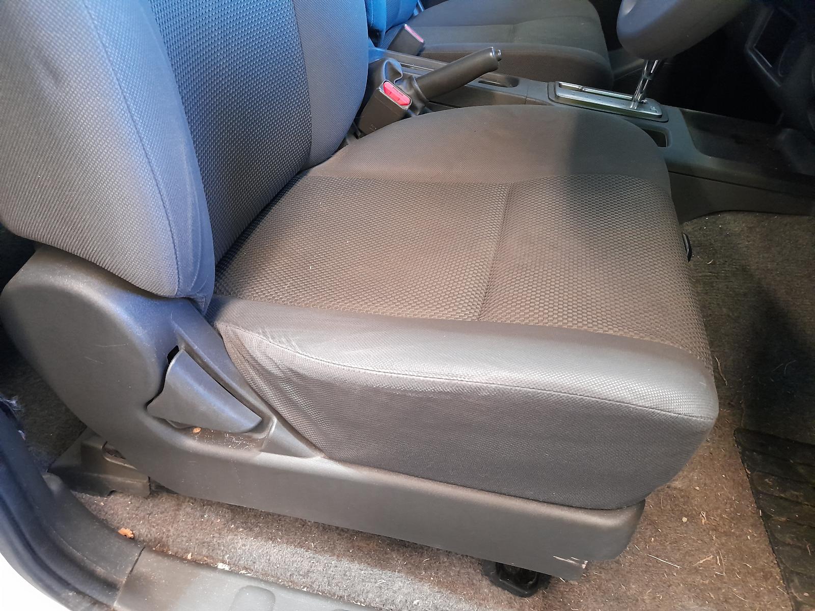 View Auto part Trans/Gearbox Nissan Navara 2010