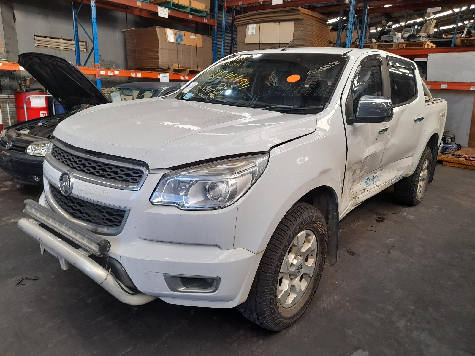 View Auto part Sports Bar Holden Colorado 2015