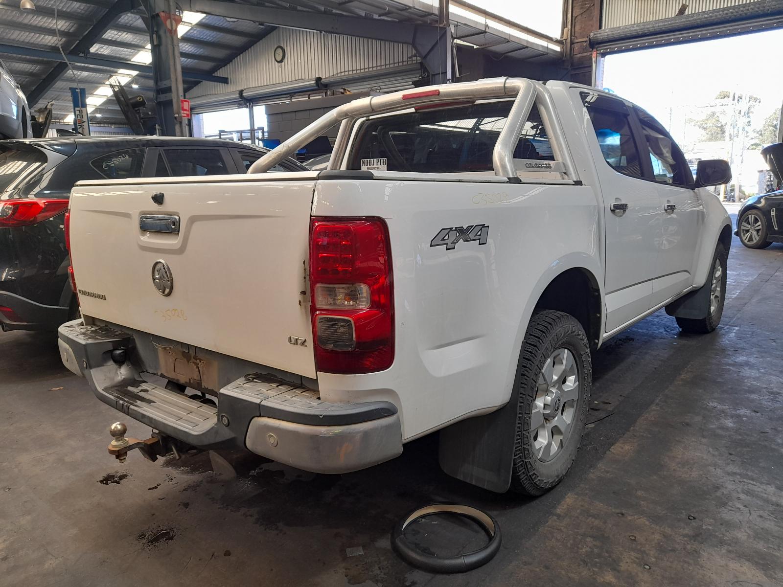 View Auto part Sports Bar Holden Colorado 2015