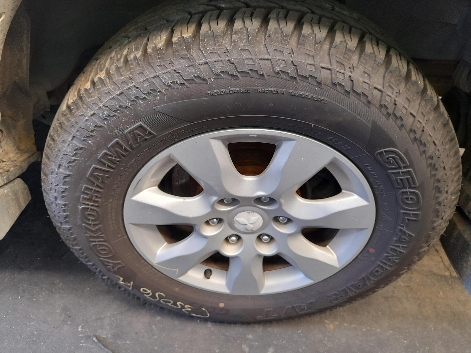 View Auto part Particulate Filter/Dpf Mitsubishi Pajero 2009