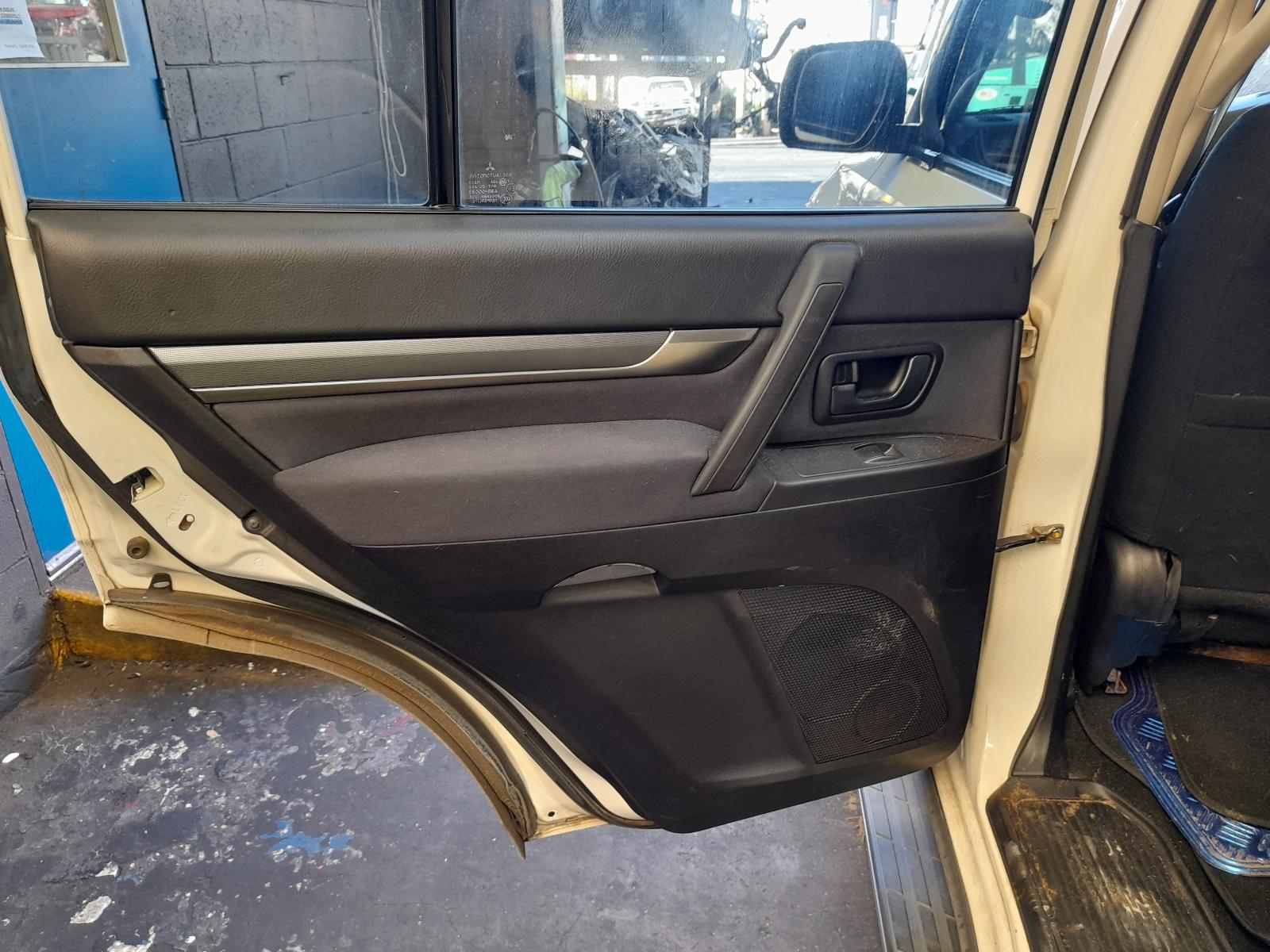 View Auto part Particulate Filter/Dpf Mitsubishi Pajero 2009