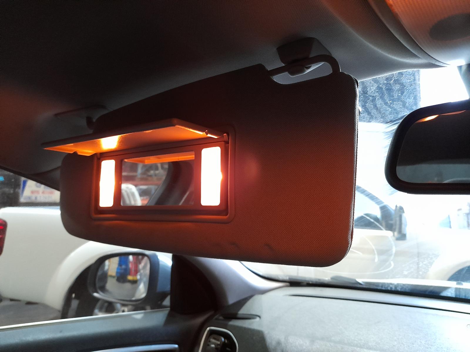 View Auto part Airbag Module/Sensor Volvo S60/v60 2011