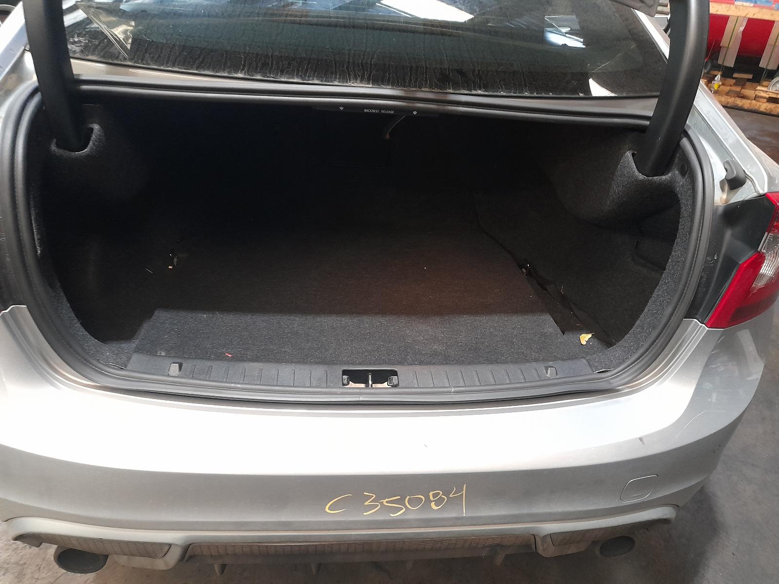 View Auto part Airbag Module/Sensor Volvo S60/v60 2011