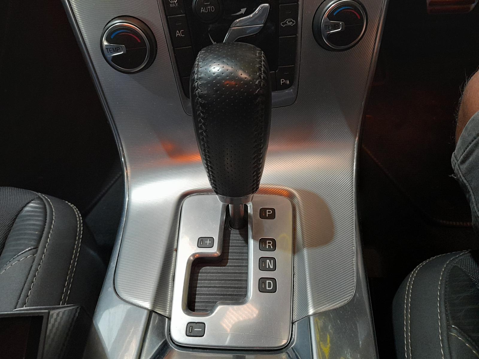 View Auto part Airbag Module/Sensor Volvo S60/v60 2011