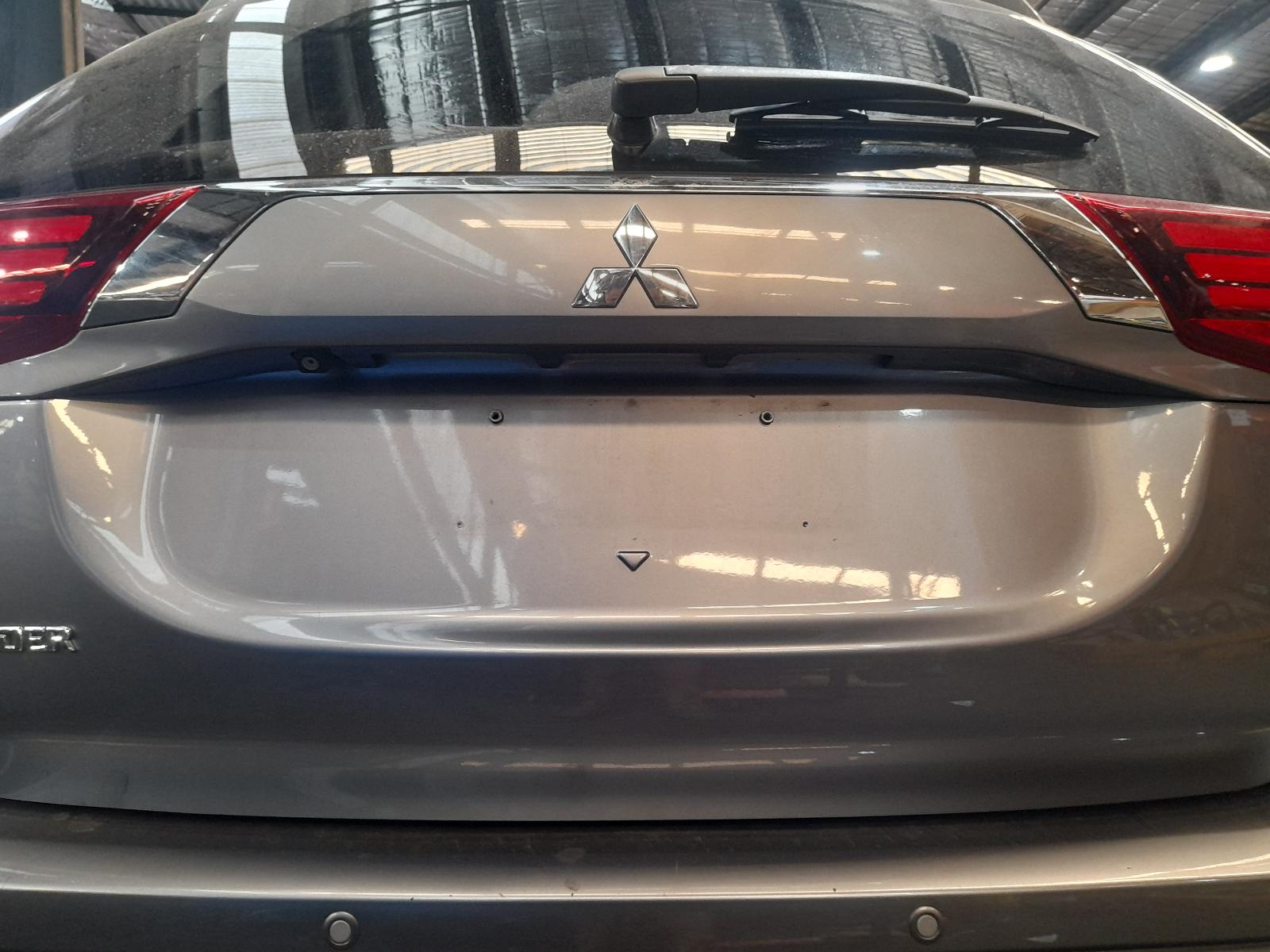 View Auto part Heater/Ac Controls Mitsubishi Outlander 2016