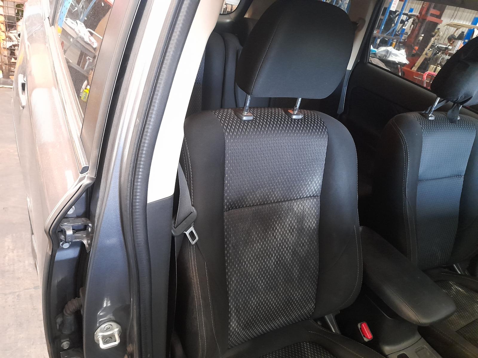 View Auto part Heater/Ac Controls Mitsubishi Outlander 2016