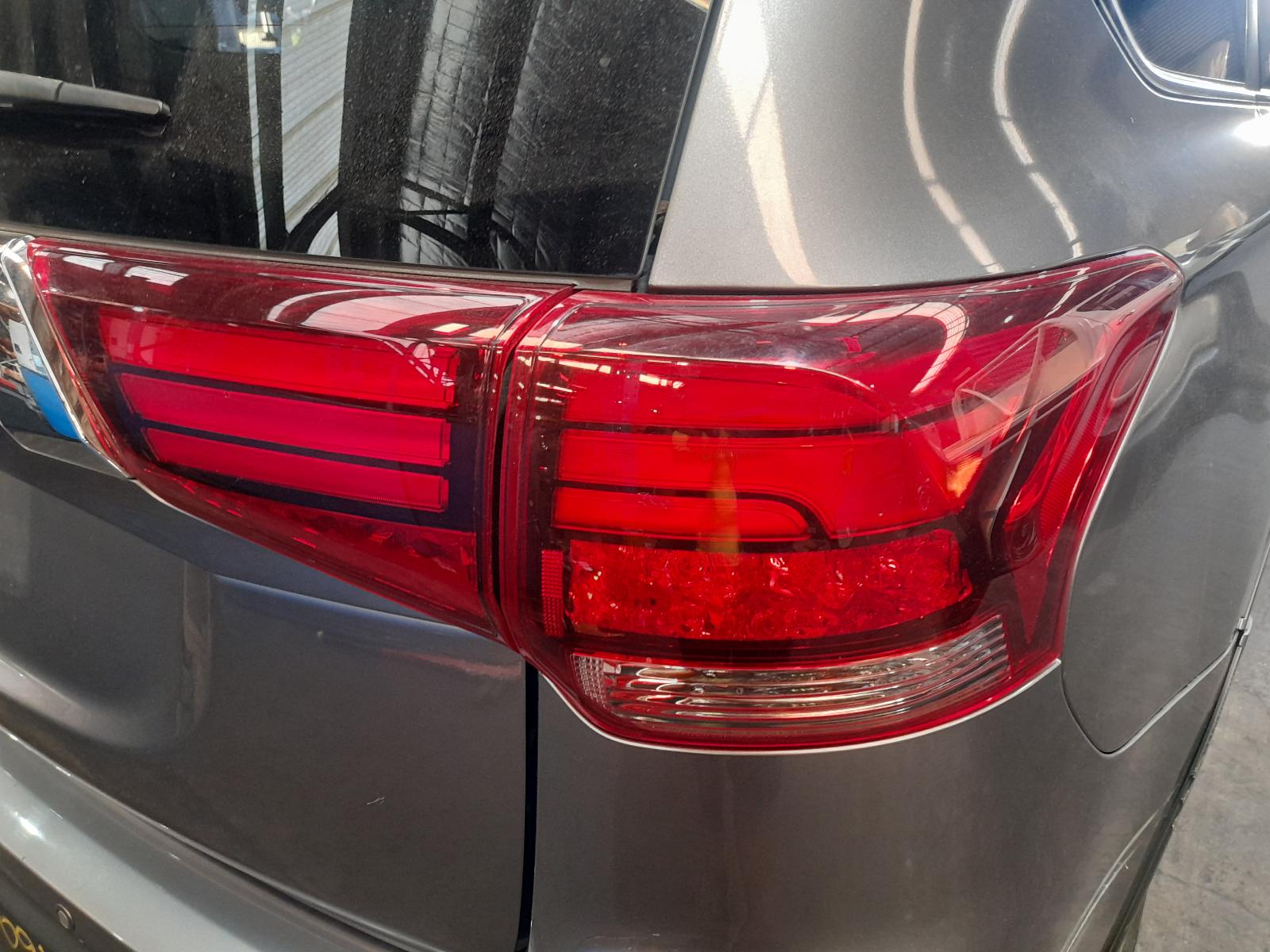 View Auto part Heater/Ac Controls Mitsubishi Outlander 2016