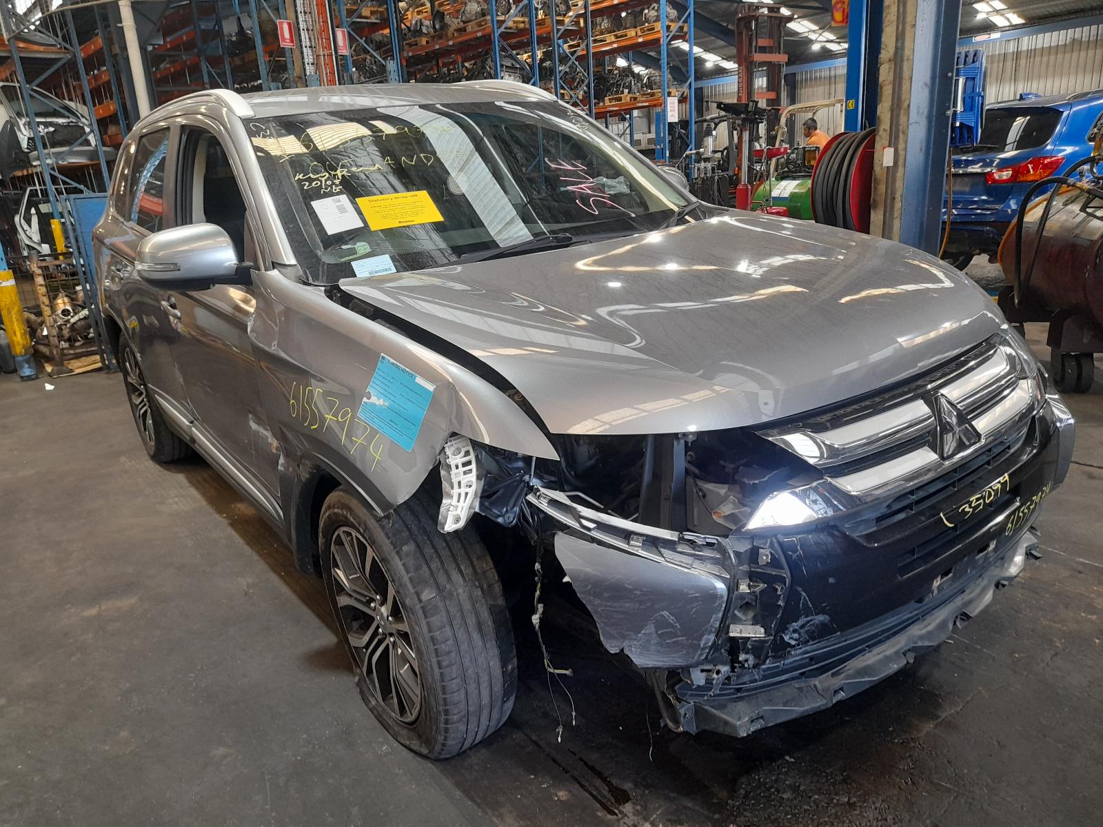 View Auto part Heater/Ac Controls Mitsubishi Outlander 2016