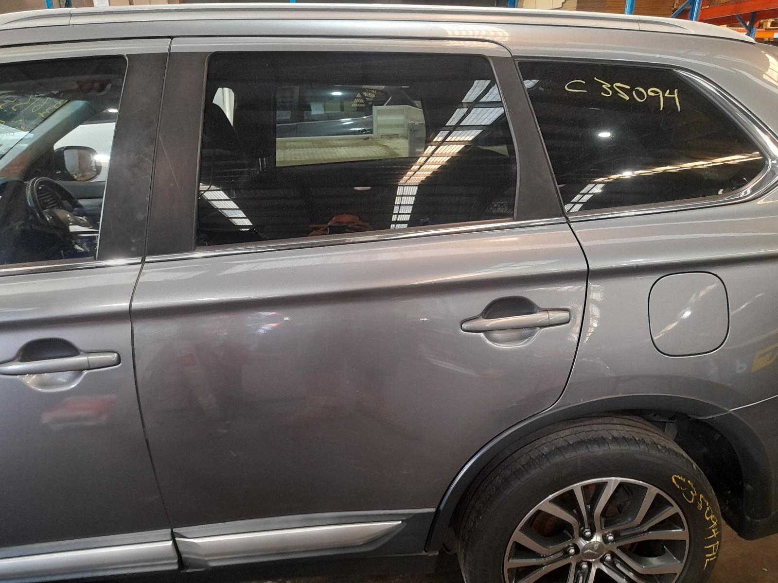 View Auto part Heater/Ac Controls Mitsubishi Outlander 2016