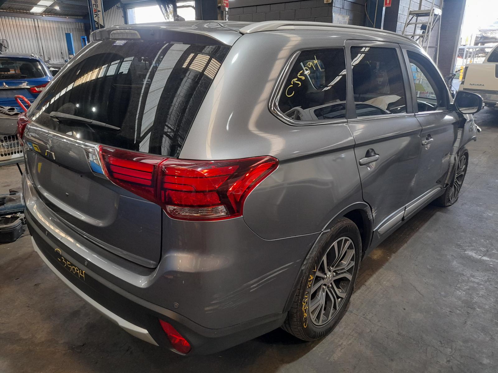 View Auto part Heater/Ac Controls Mitsubishi Outlander 2016