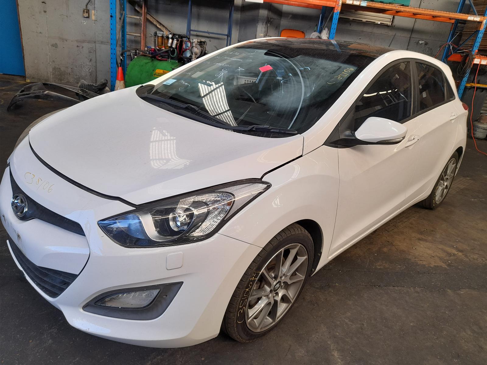 View Auto part Throttle Body Hyundai I30 2013