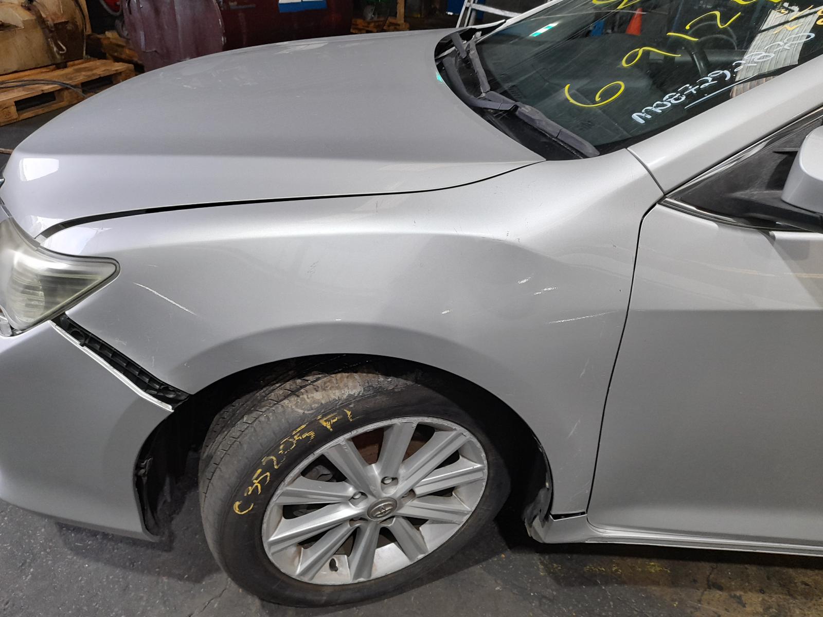 View Auto part Left Indicator/Fog/Side Toyota Aurion 2014