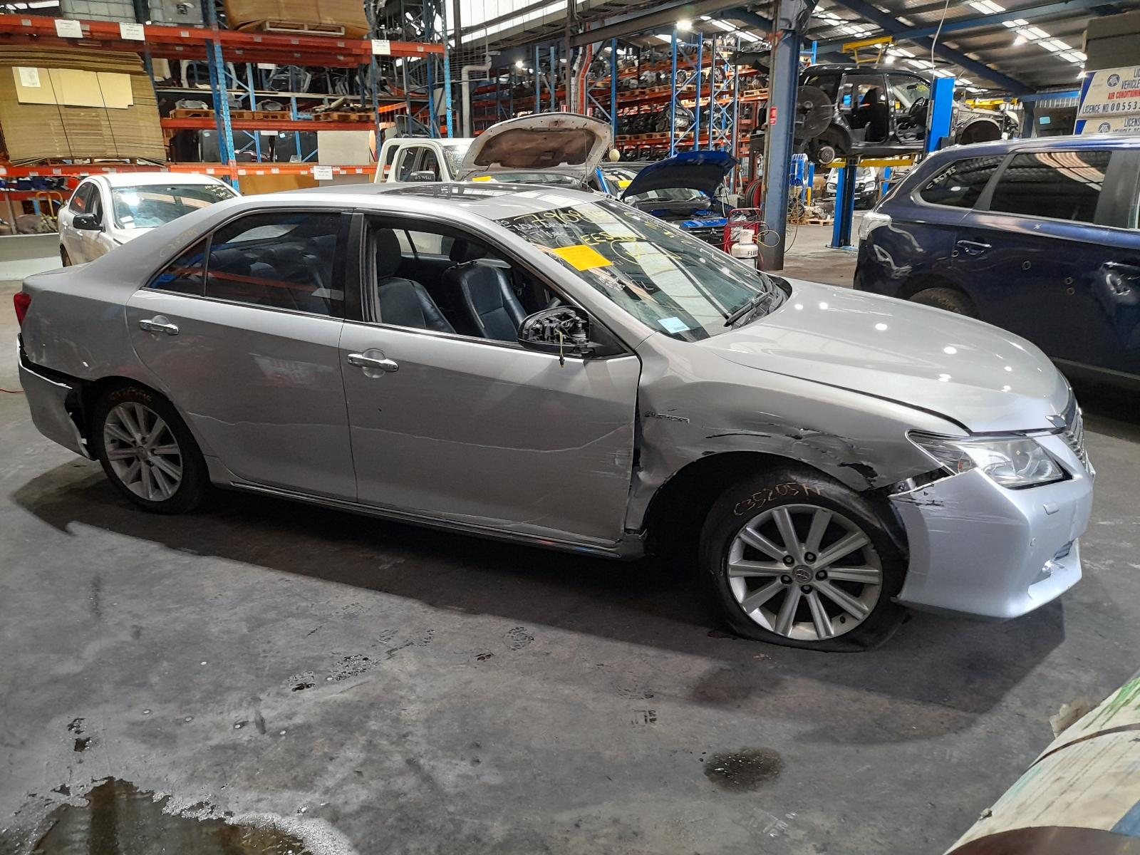 View Auto part Left Indicator/Fog/Side Toyota Aurion 2014