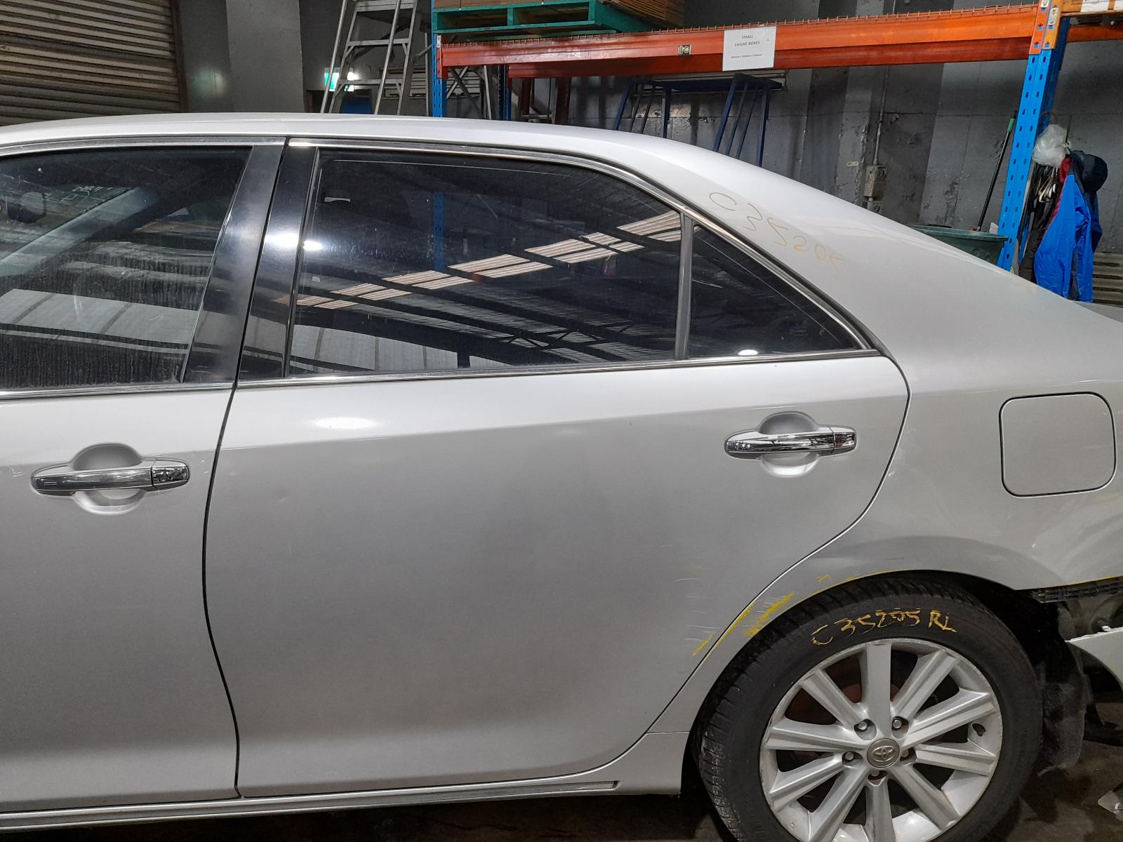 View Auto part Left Indicator/Fog/Side Toyota Aurion 2014