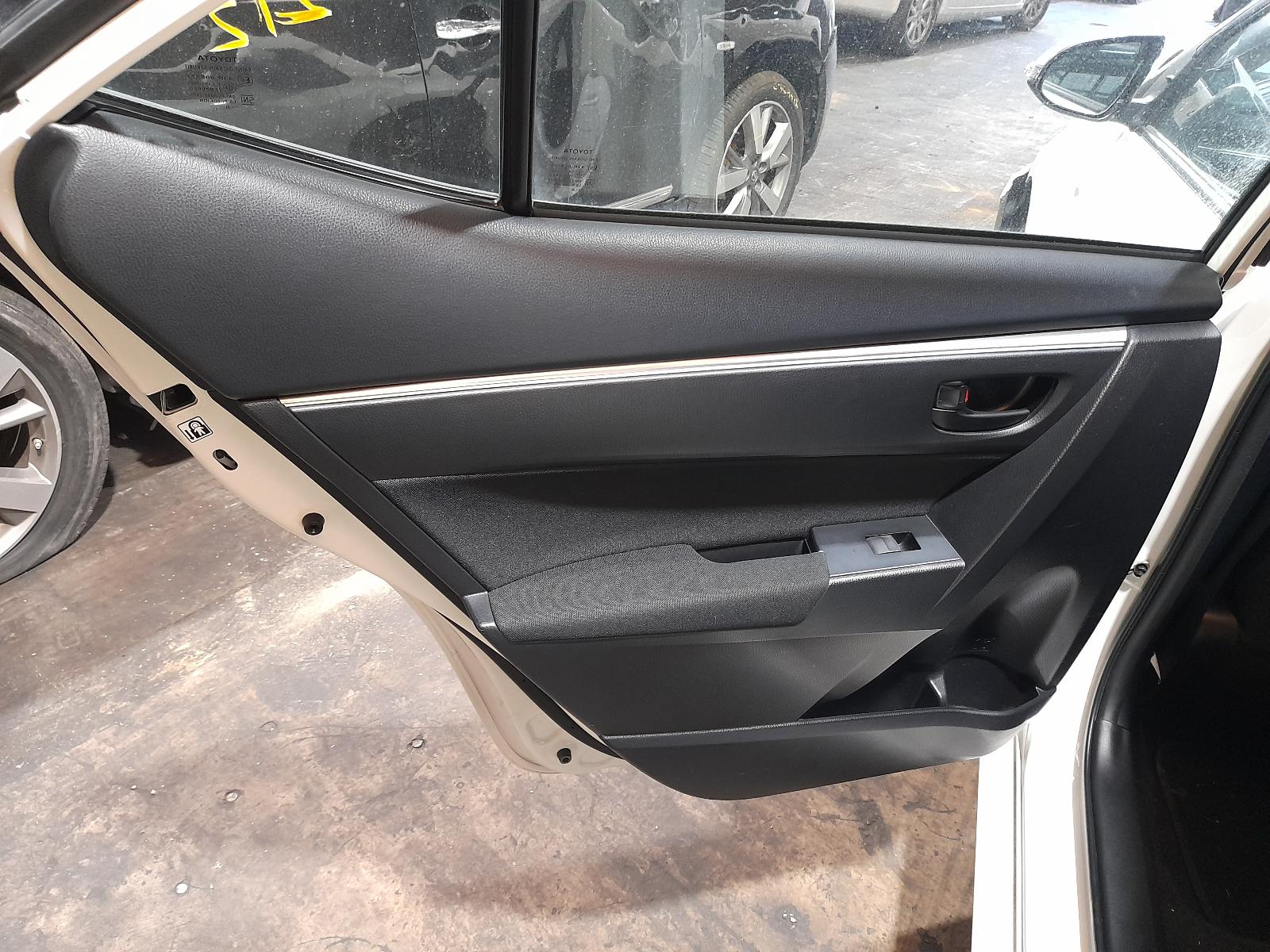 View Auto part Airbag Module/Sensor Toyota Corolla 2016