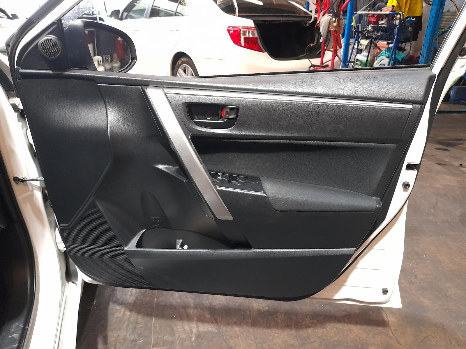 View Auto part Airbag Module/Sensor Toyota Corolla 2016