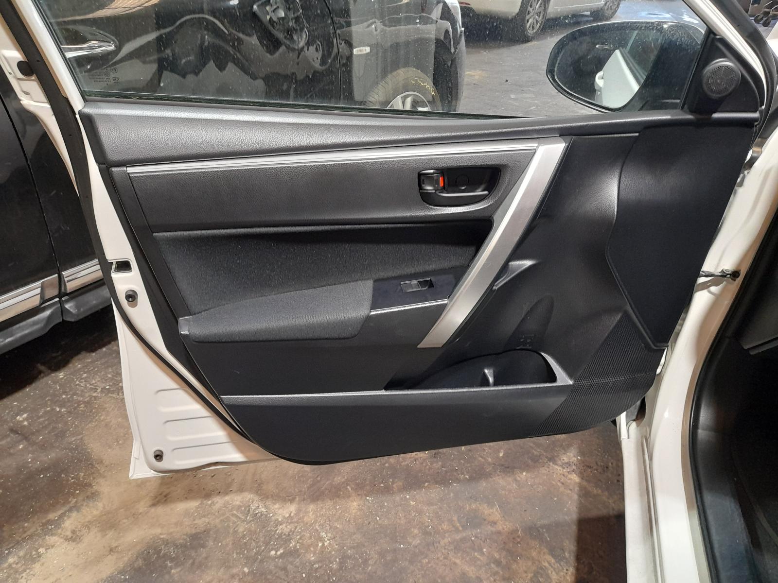View Auto part Airbag Module/Sensor Toyota Corolla 2016