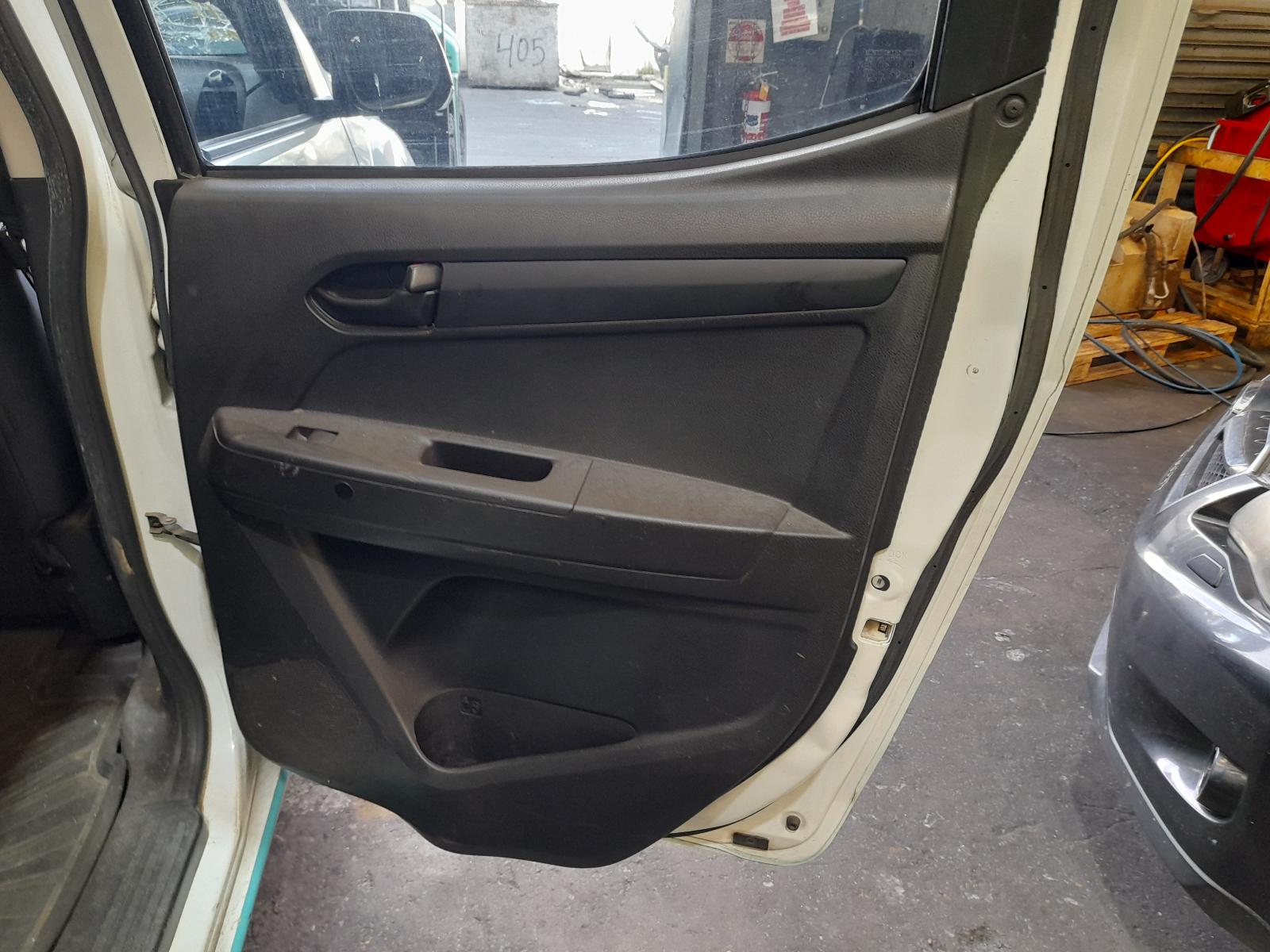 View Auto part Engine Isuzu Dmax 2014