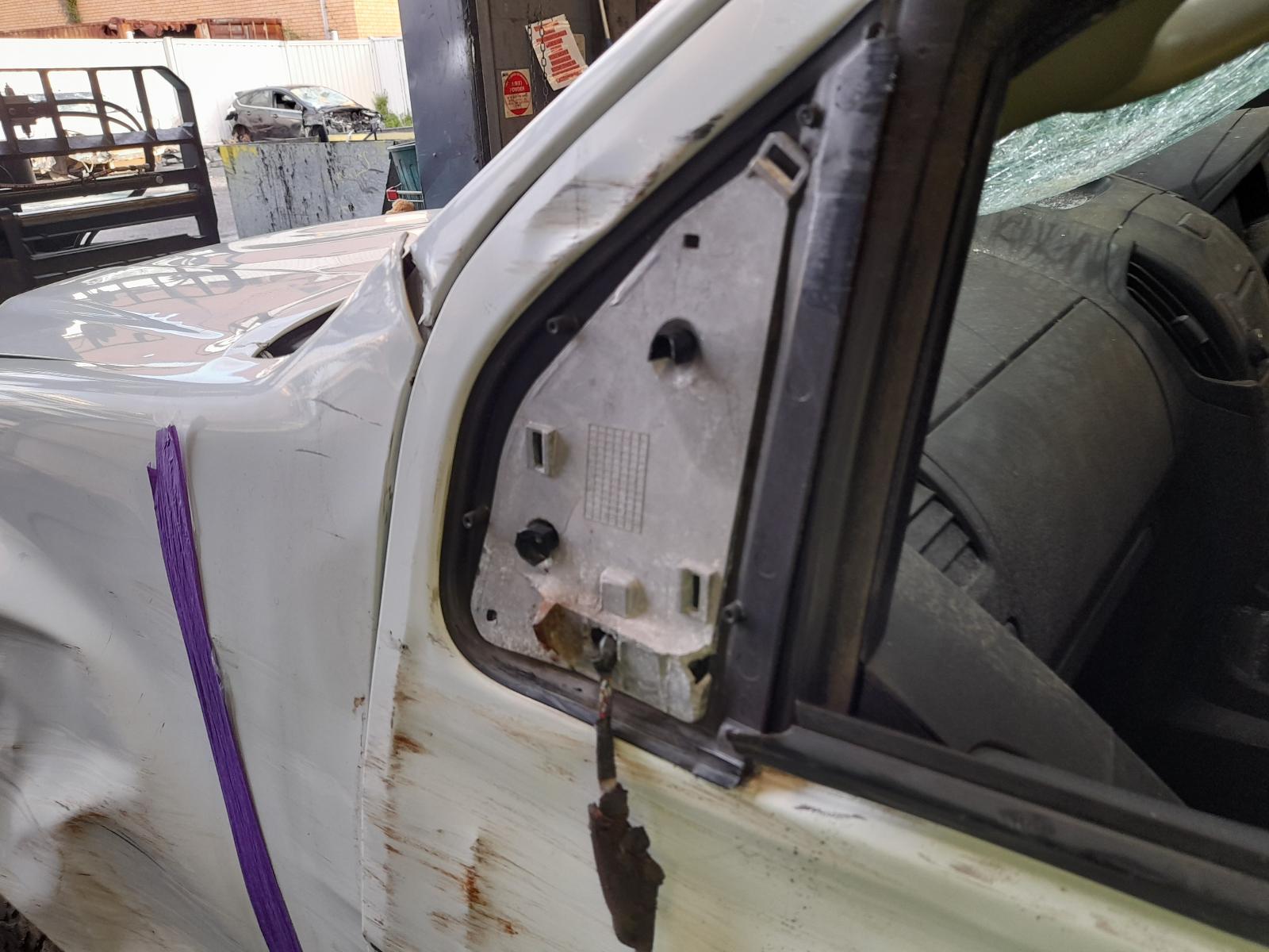 View Auto part Engine Isuzu Dmax 2014