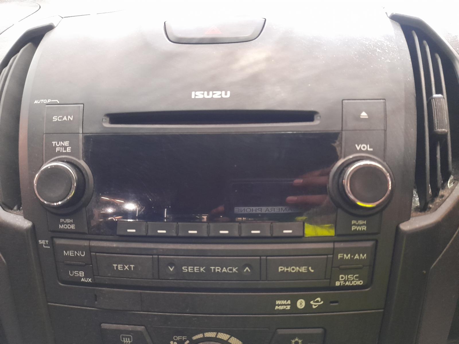 View Auto part Engine Isuzu Dmax 2014