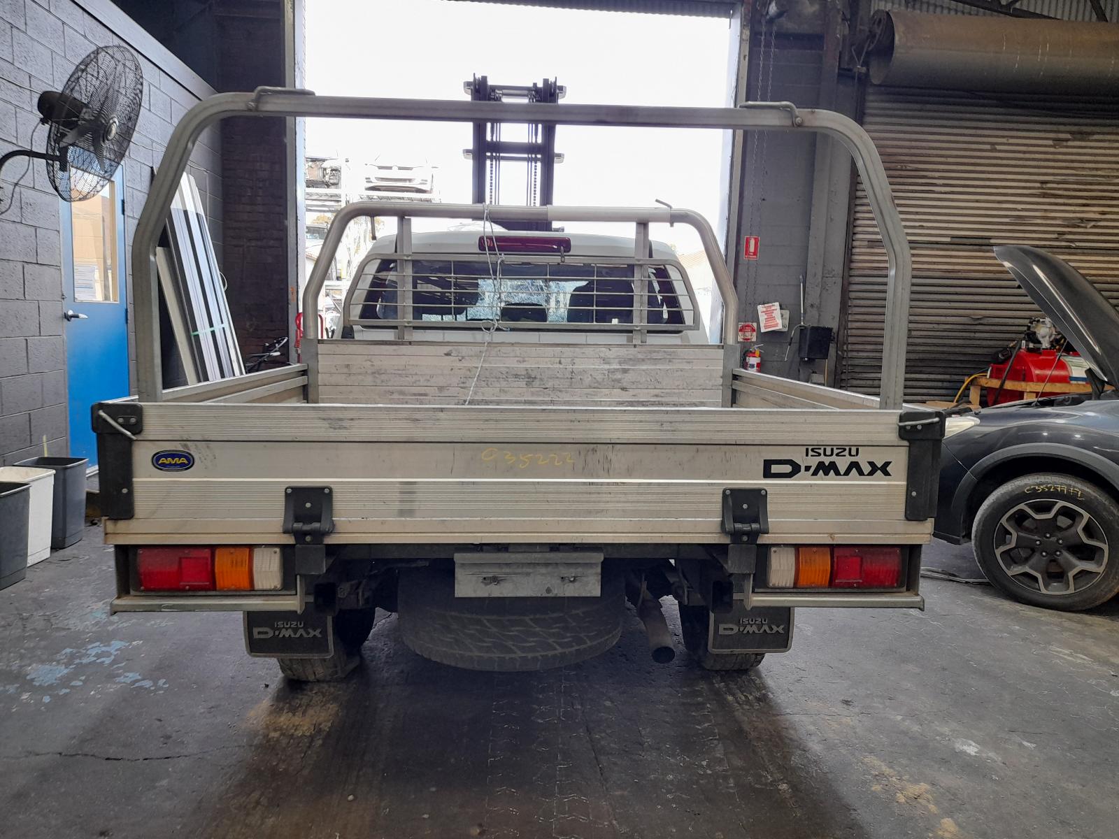 View Auto part Engine Isuzu Dmax 2014