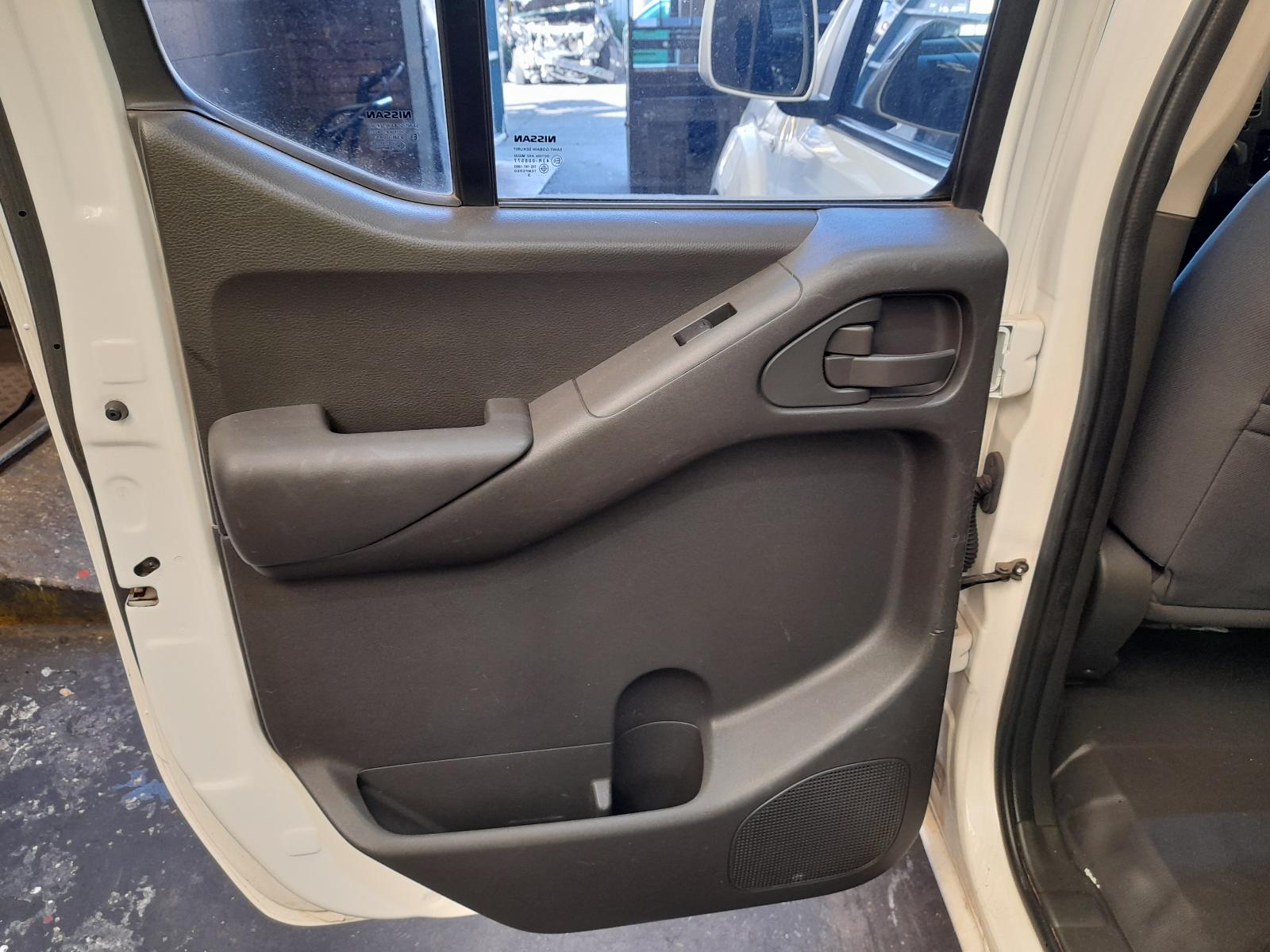 View Auto part Trans/Gearbox Nissan Navara 2013