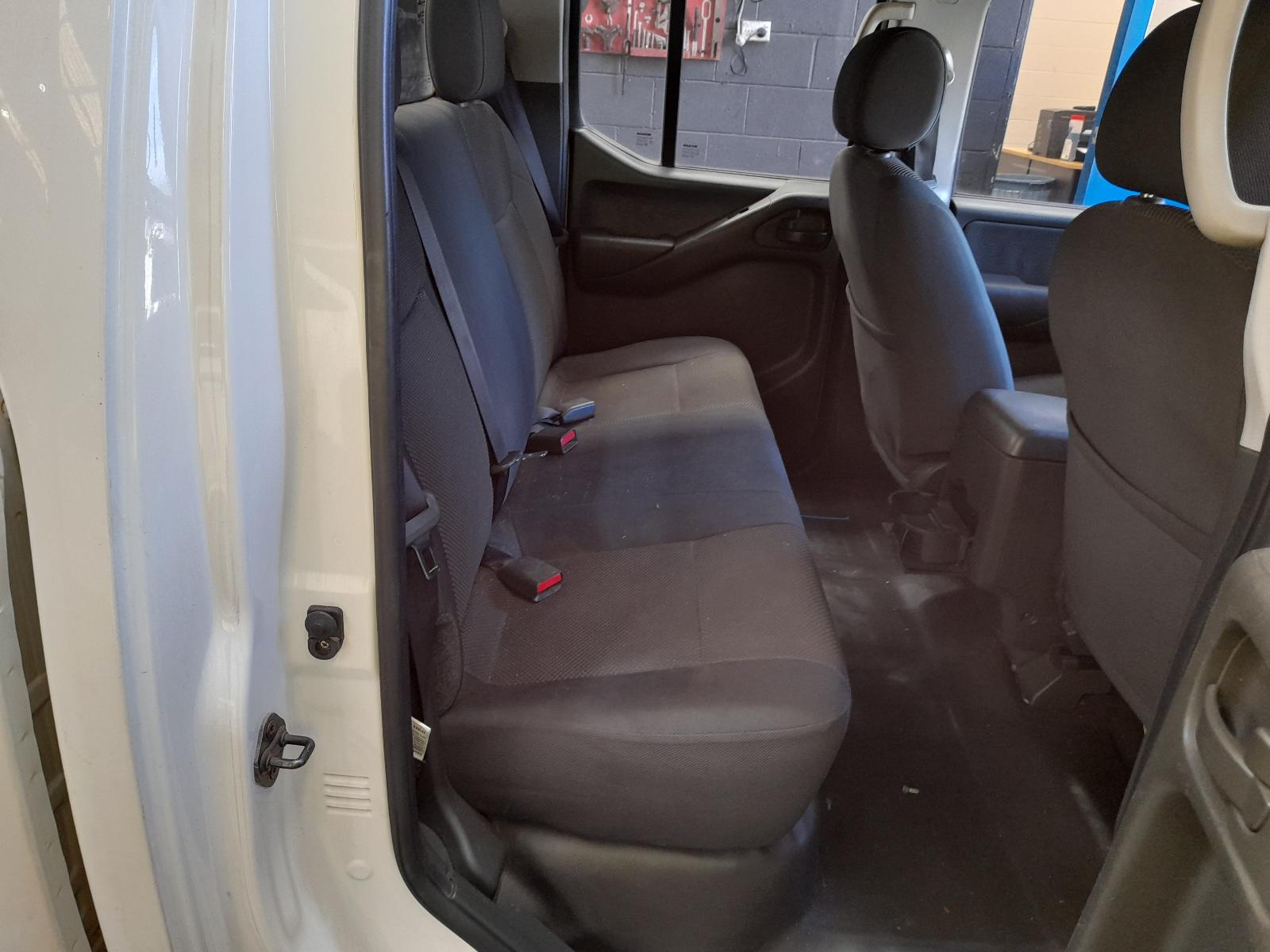 View Auto part Trans/Gearbox Nissan Navara 2013