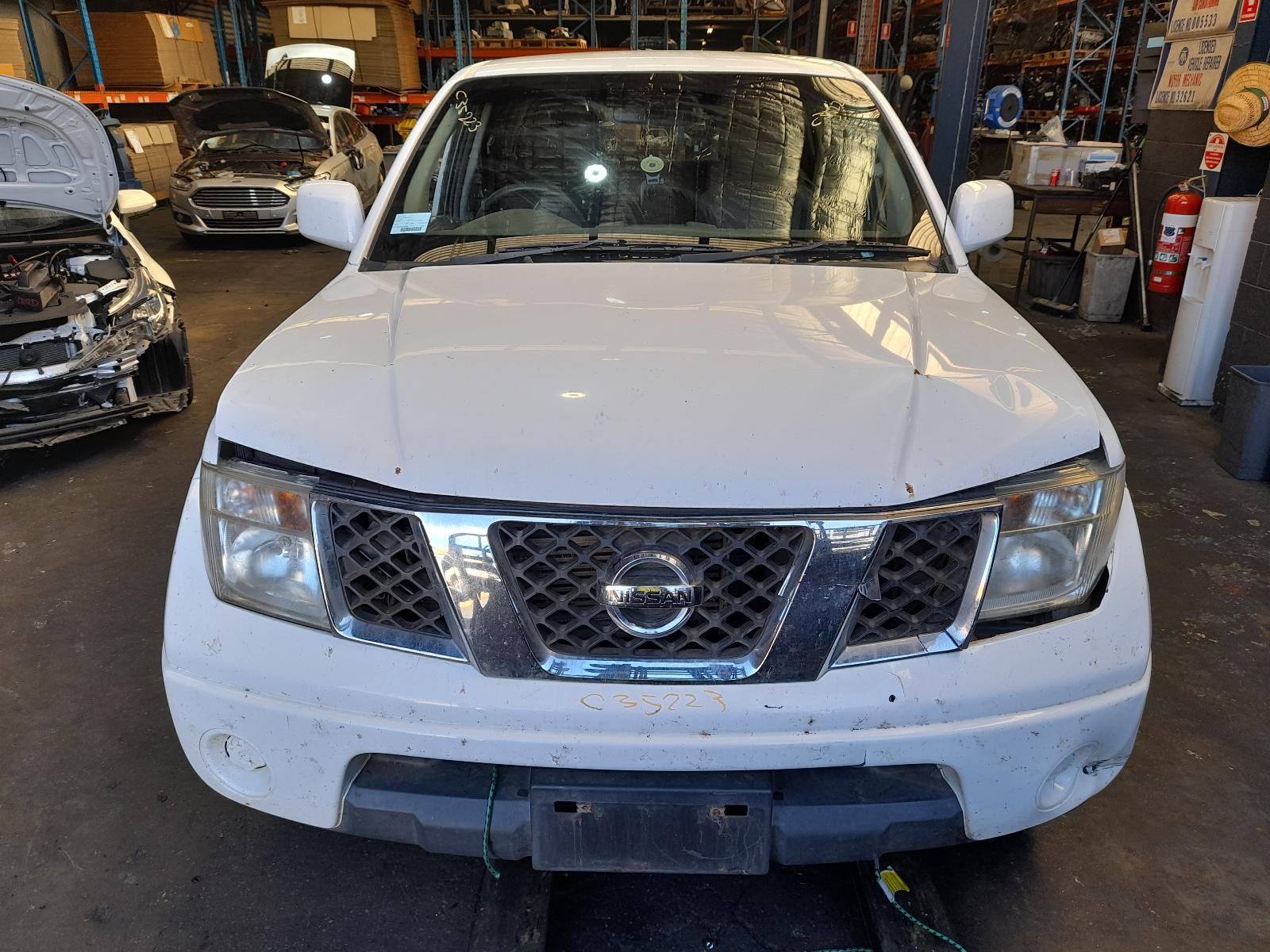 View Auto part Trans/Gearbox Nissan Navara 2013