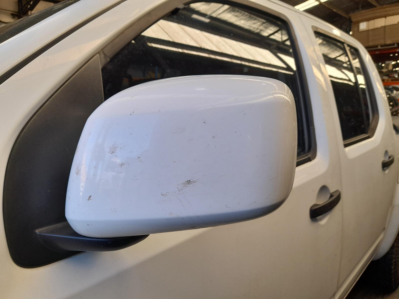 View Auto part Trans/Gearbox Nissan Navara 2013