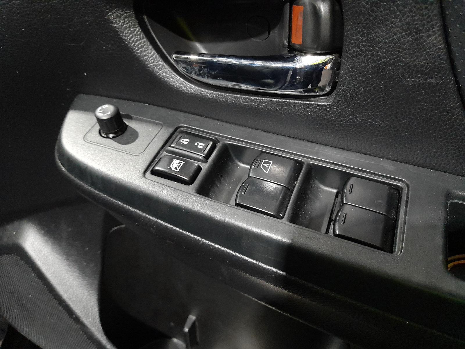 View Auto part Door/Boot/Gate Lock Subaru Xv 2013