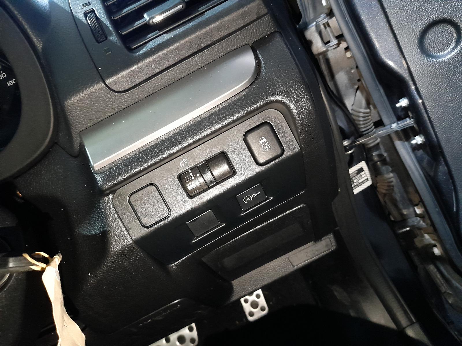 View Auto part Door/Boot/Gate Lock Subaru Xv 2013