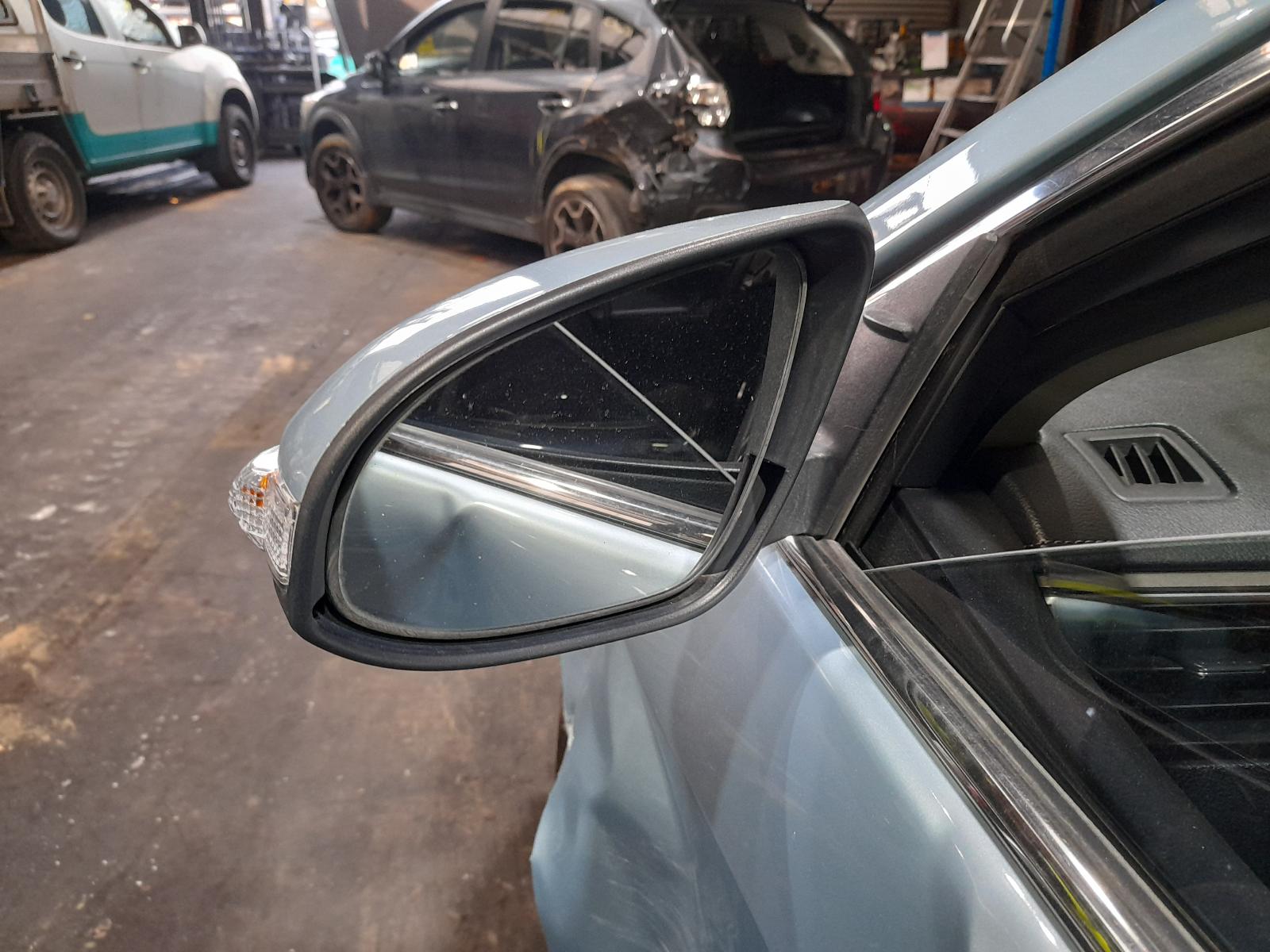 View Auto part Radiator Toyota Aurion 2013