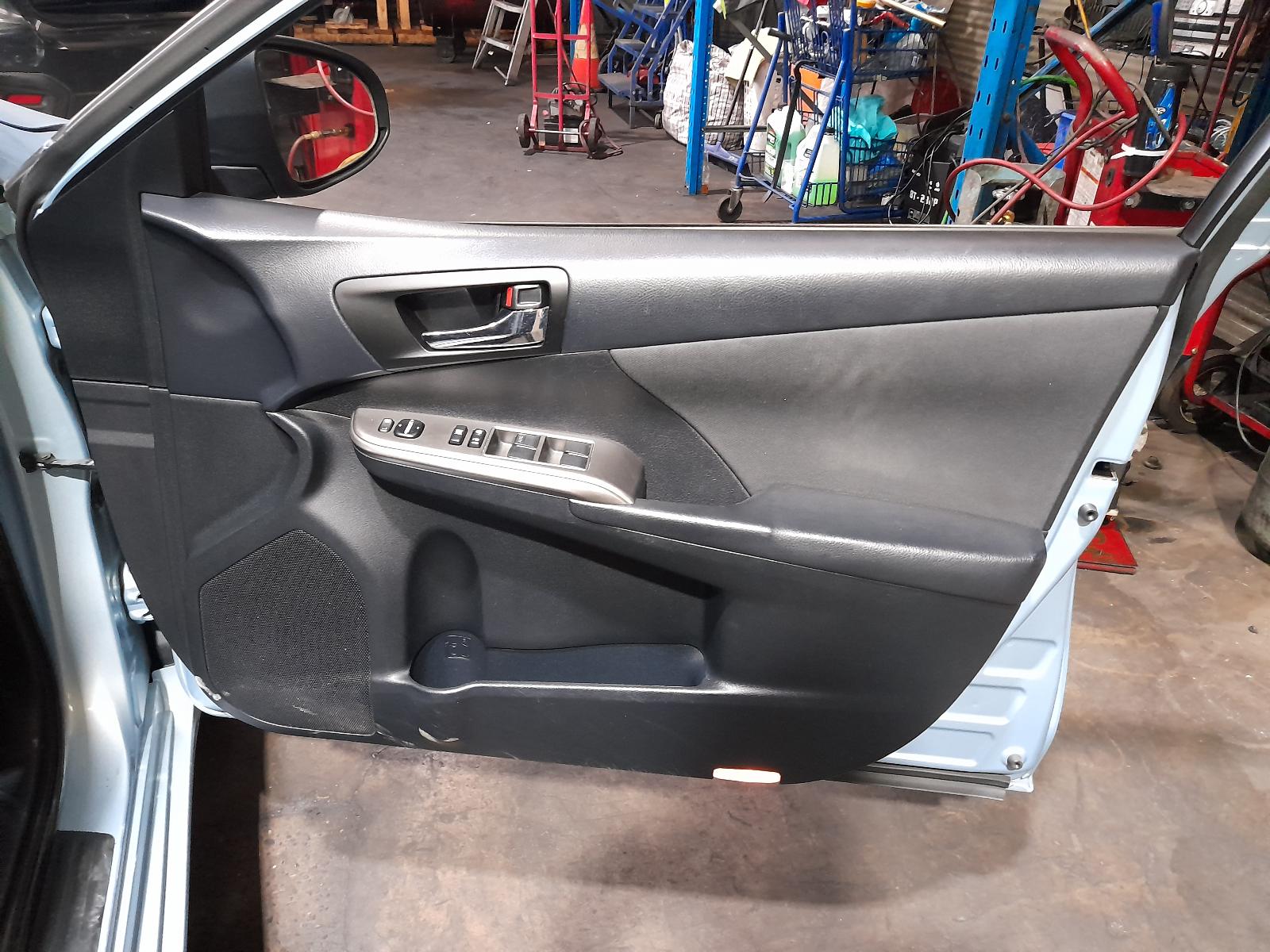 View Auto part Radiator Toyota Aurion 2013