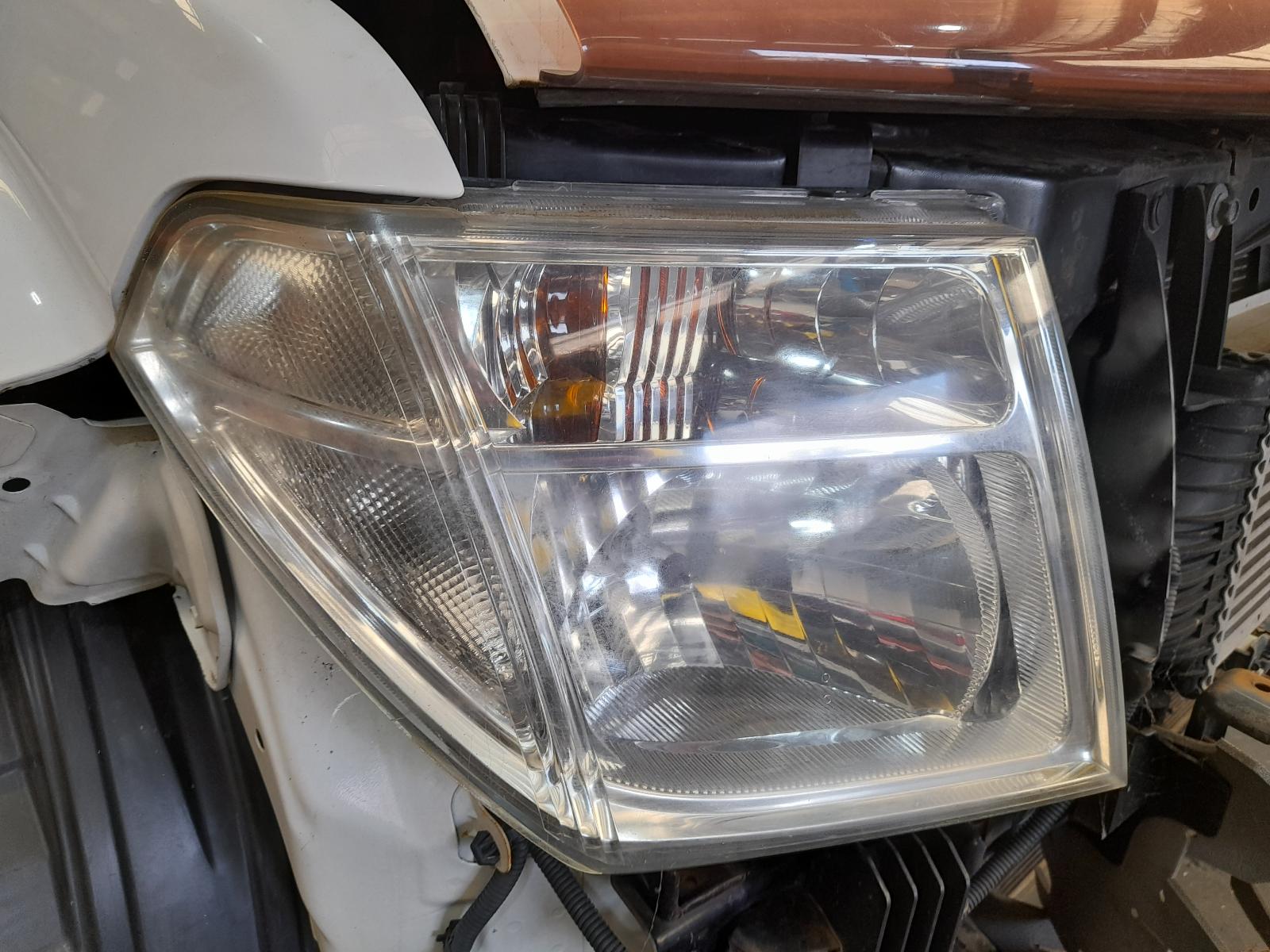 2014 Nissan Navara Radiator View Auto part Radiator Nissan Navara 2014