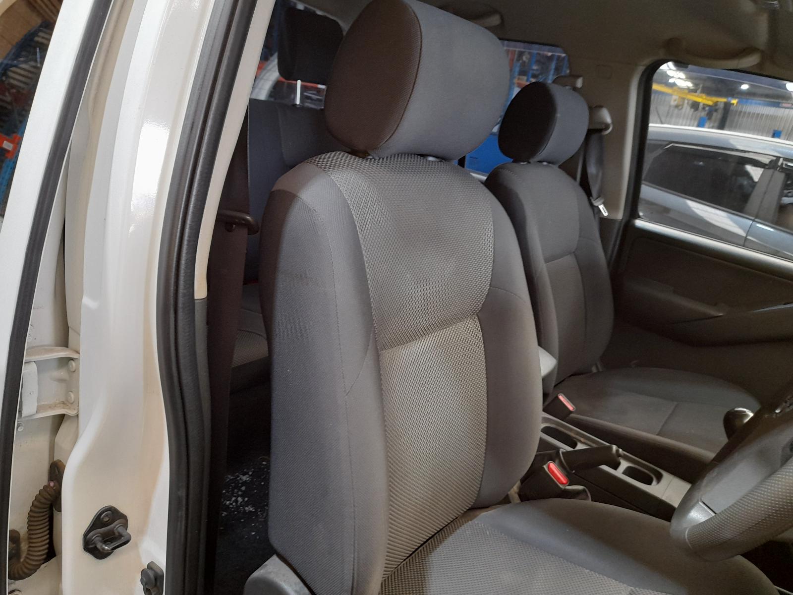 2014 Nissan Navara Radiator View Auto part Radiator Nissan Navara 2014