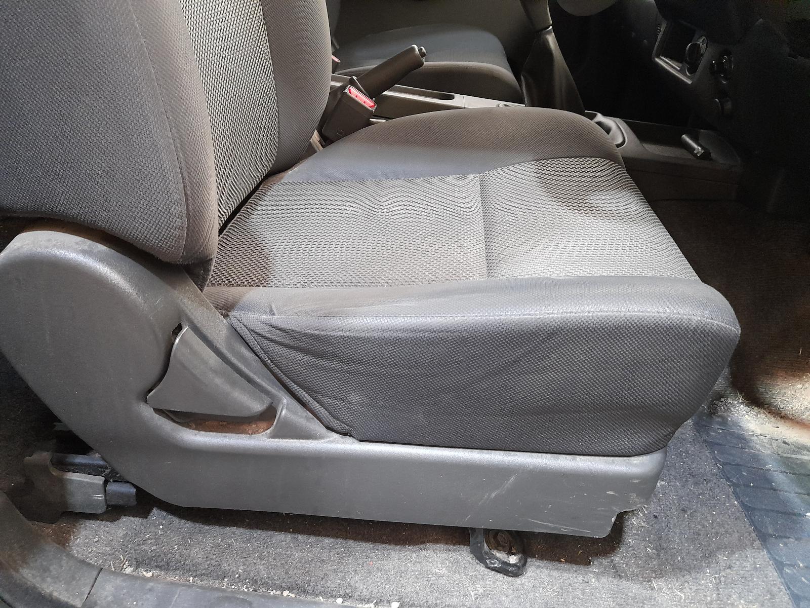 2014 Nissan Navara Radiator View Auto part Radiator Nissan Navara 2014